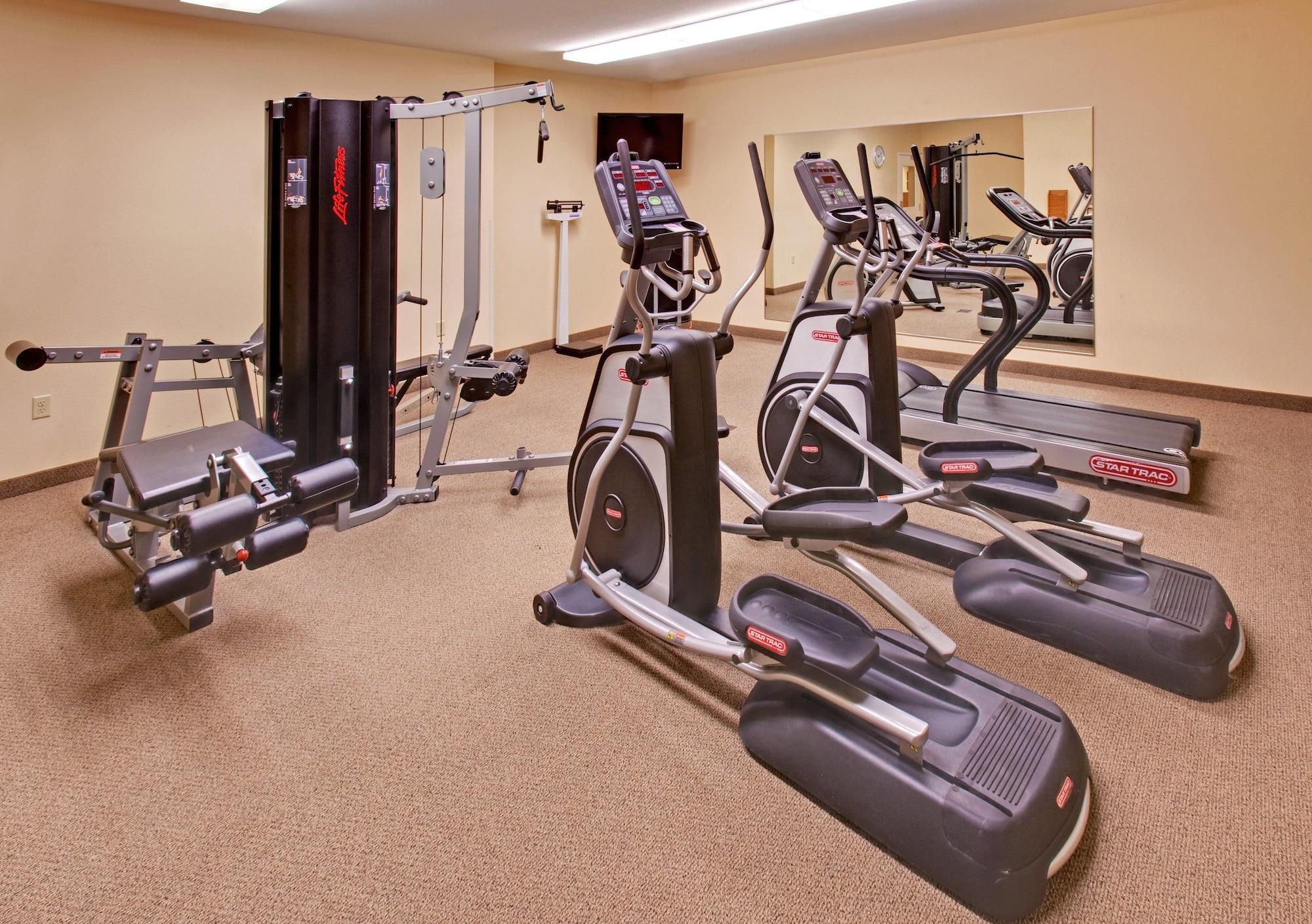 Gimnasio Candlewood Suites Williston by IHG
