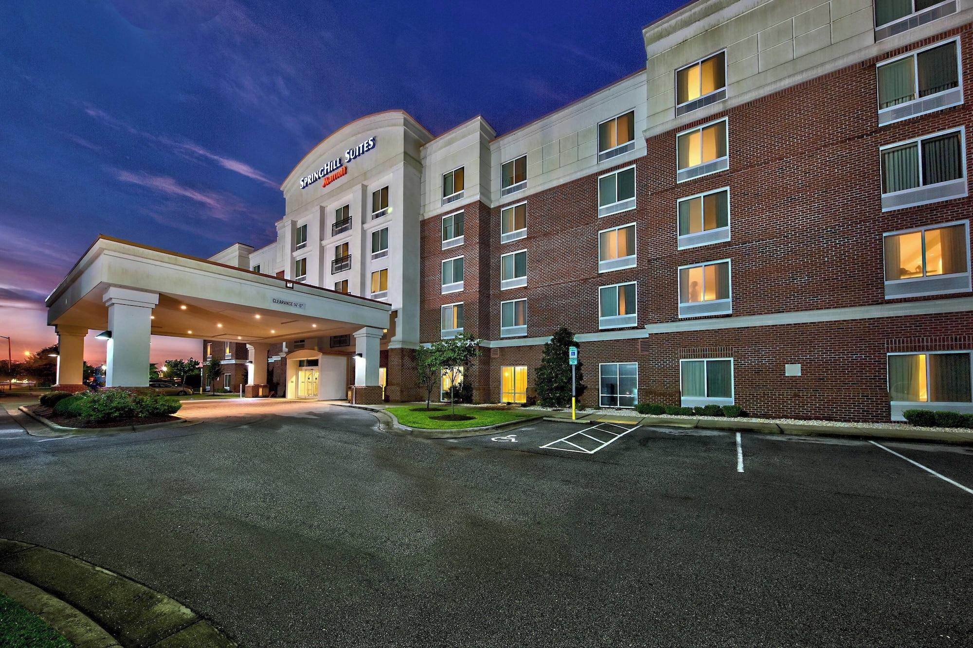 Vista Exterior Springhill Suites by Marriott New Bern