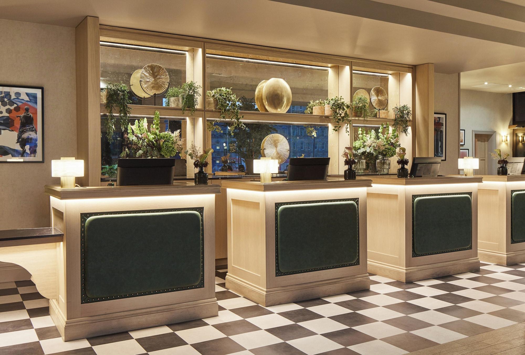 Vista Lobby Leonardo Royal Hotel Edinburgh