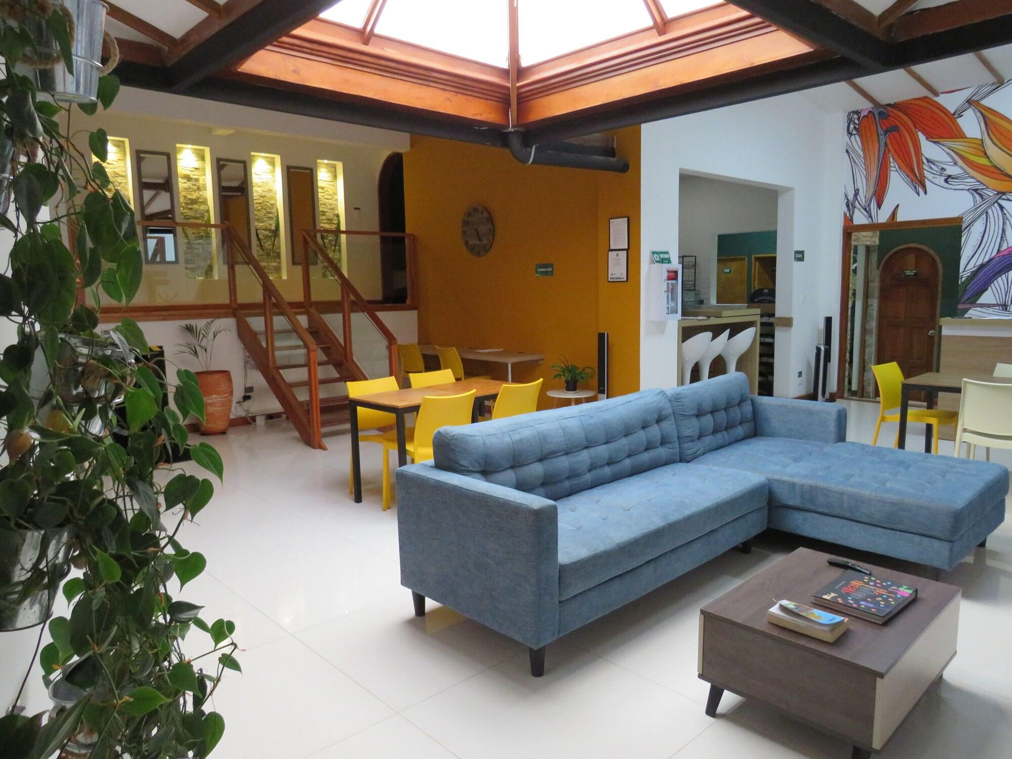 Varios ALBORE HOSTAL