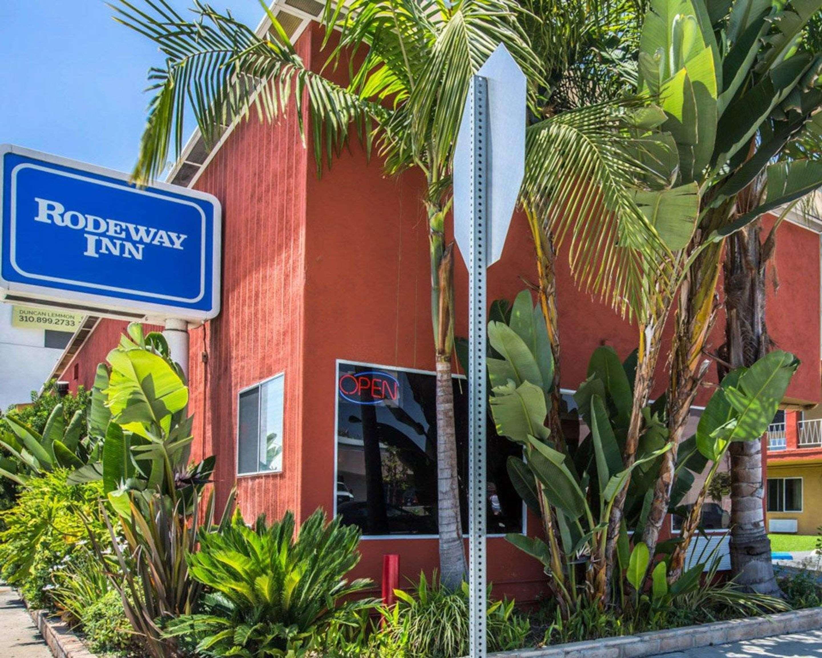 Vista Exterior Rodeway Inn Near Venice Beach