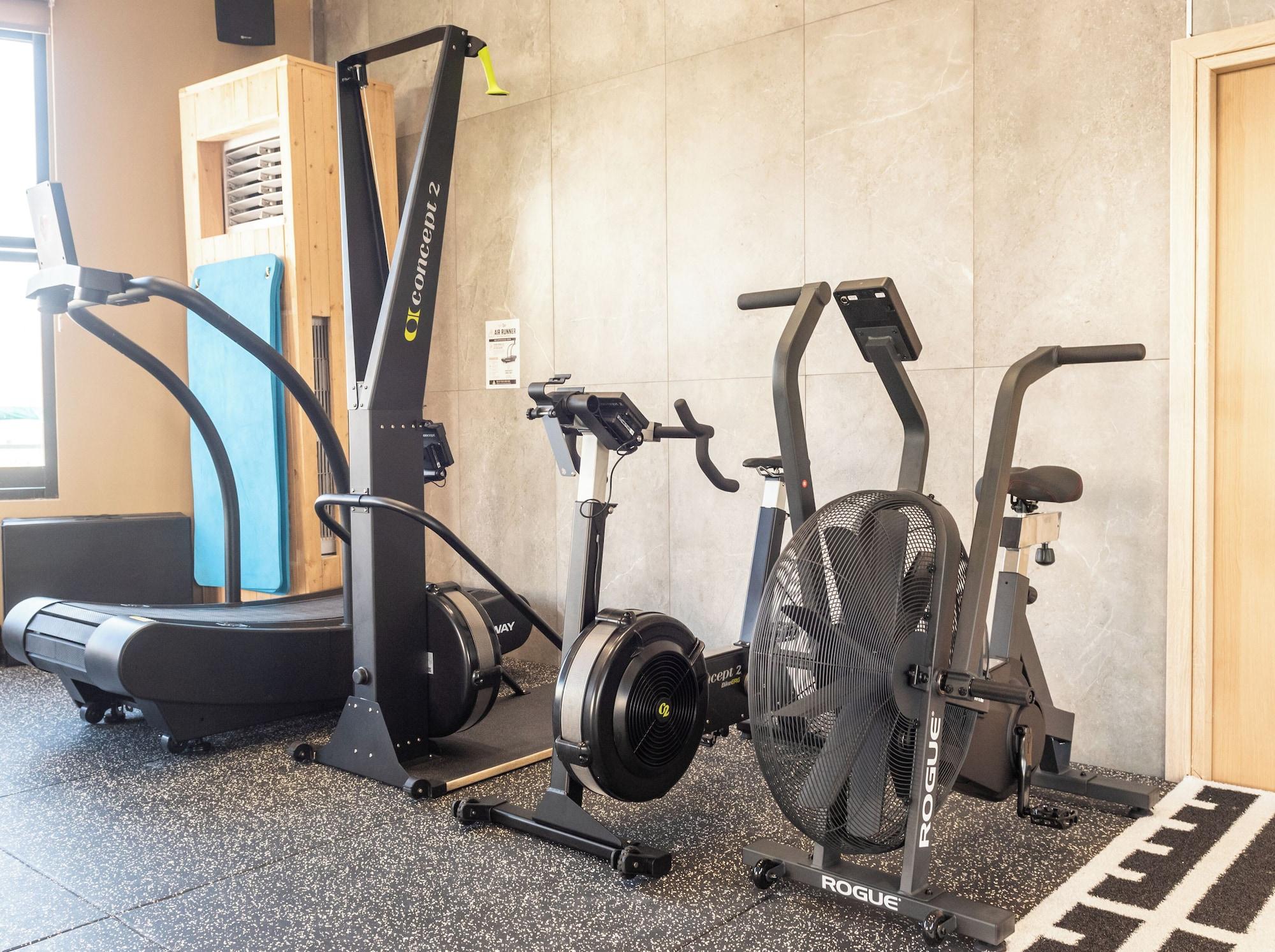 Gimnasio Rise Urban Art Hotel