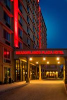 Alojamiento - Meadowlands Plaza Hotel