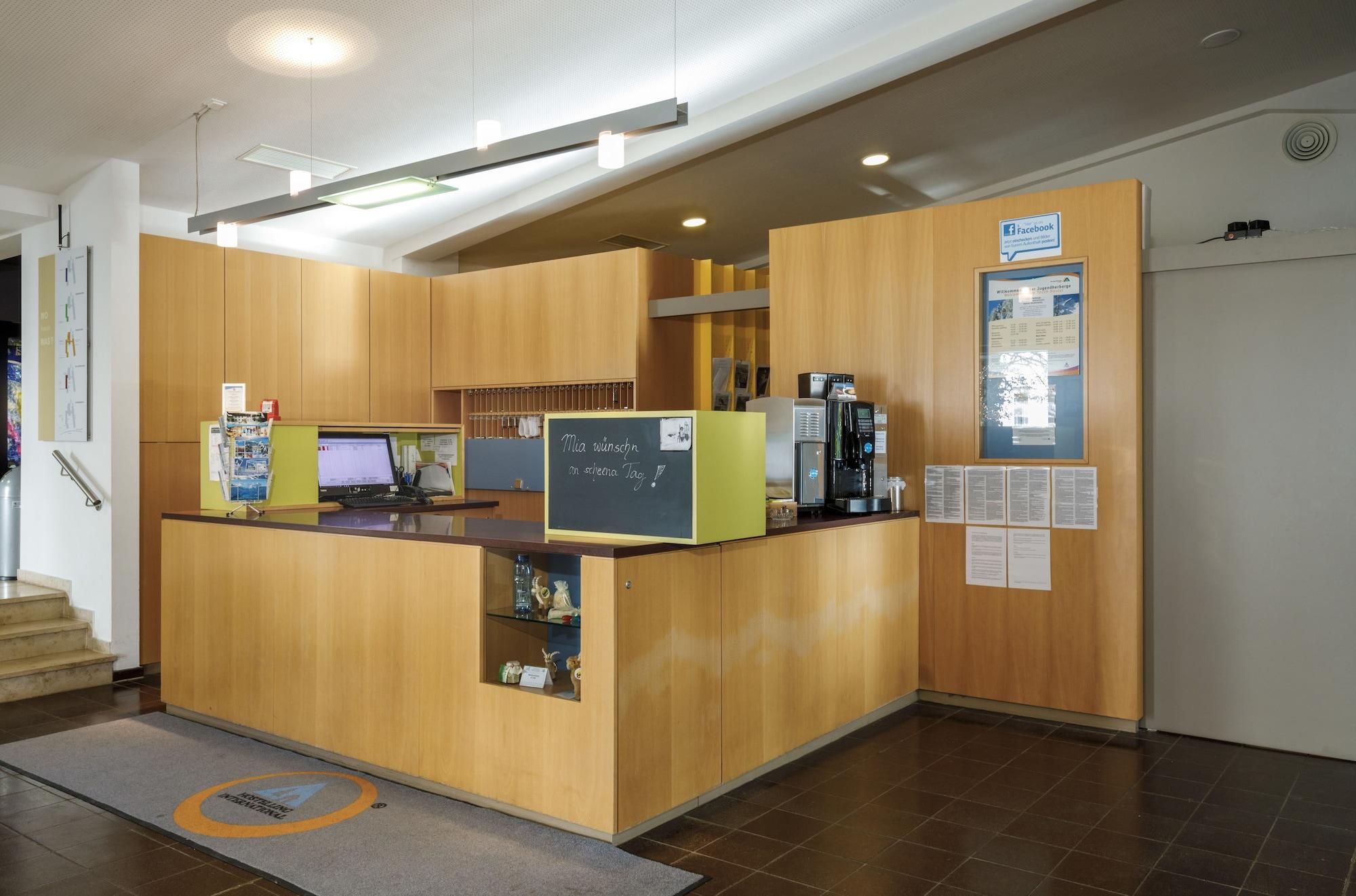 Vista Lobby DJH Garmisch- Partenkirchen - Hostel