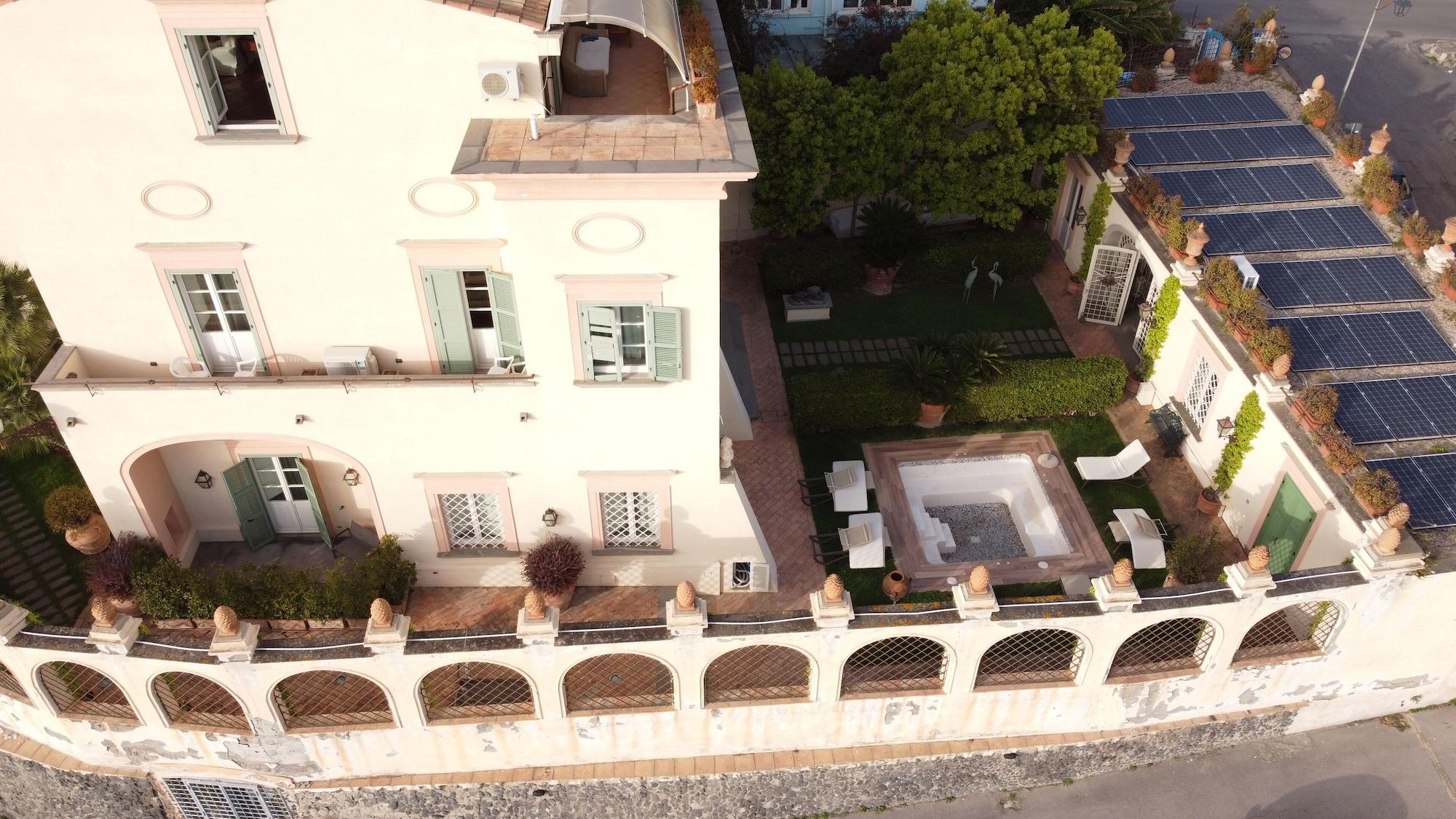 Comodidades del Alojamiento Casa Raiola Luxury rooms