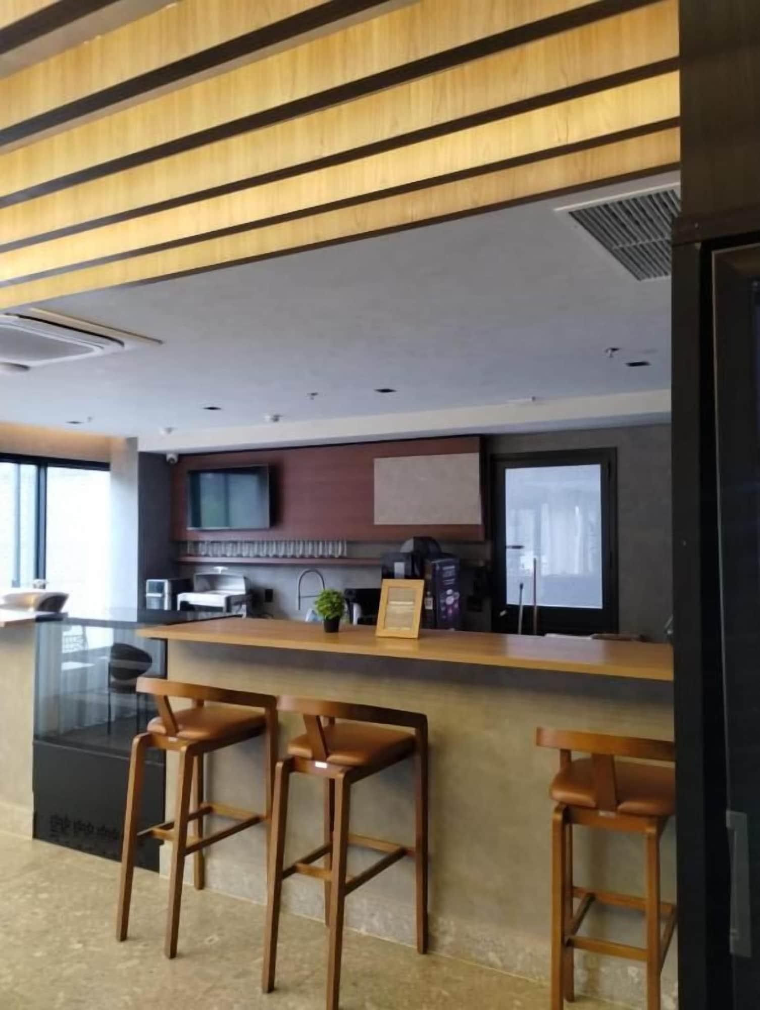 Restaurante Sky Design Alphaville by Rhouses