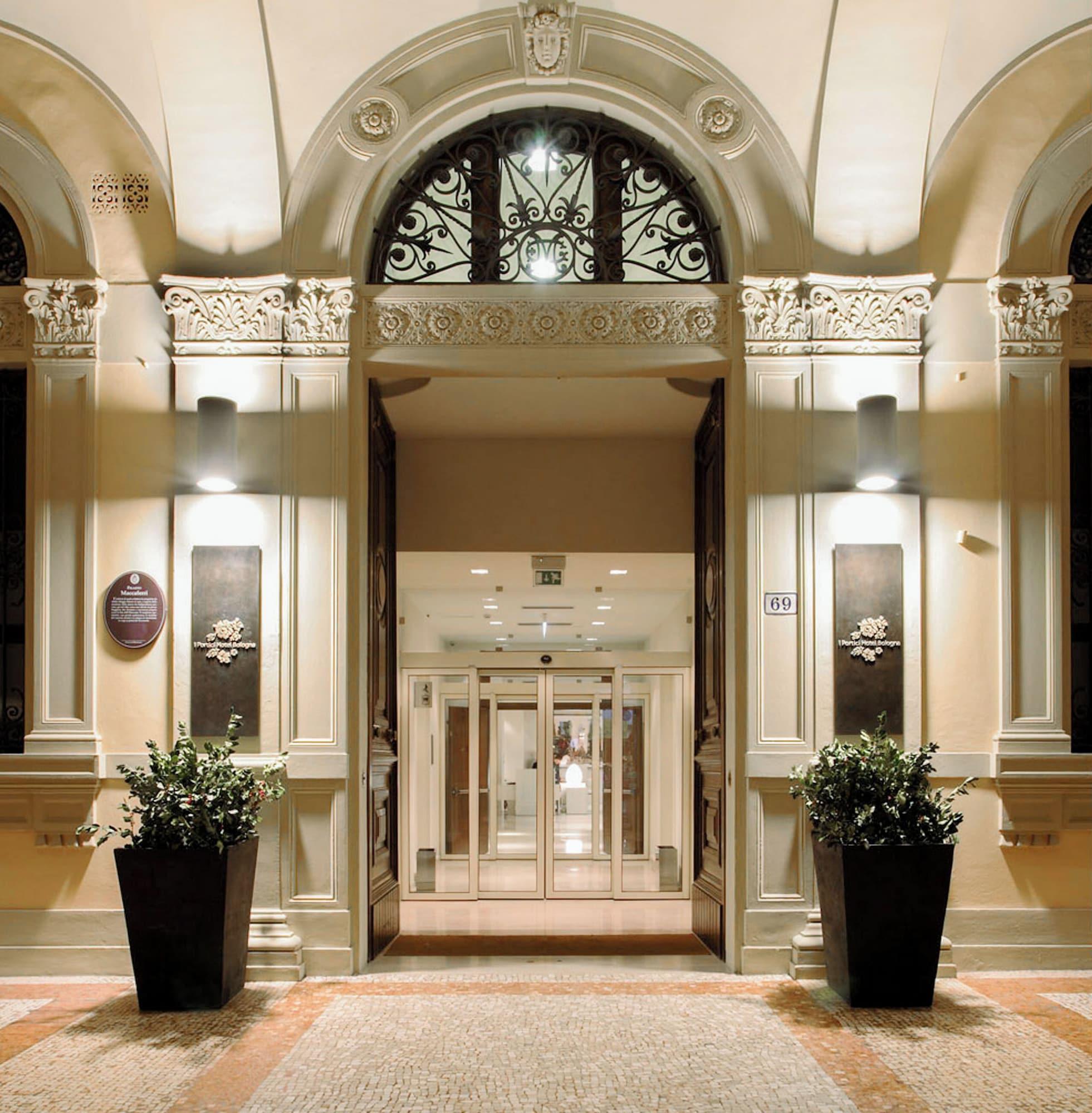 Vista Exterior I Portici Hotel