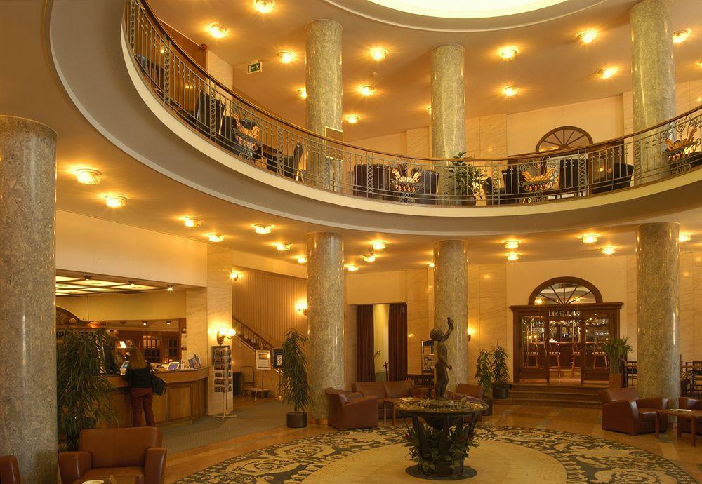 Vista Lobby Danubius Hotel Gellert