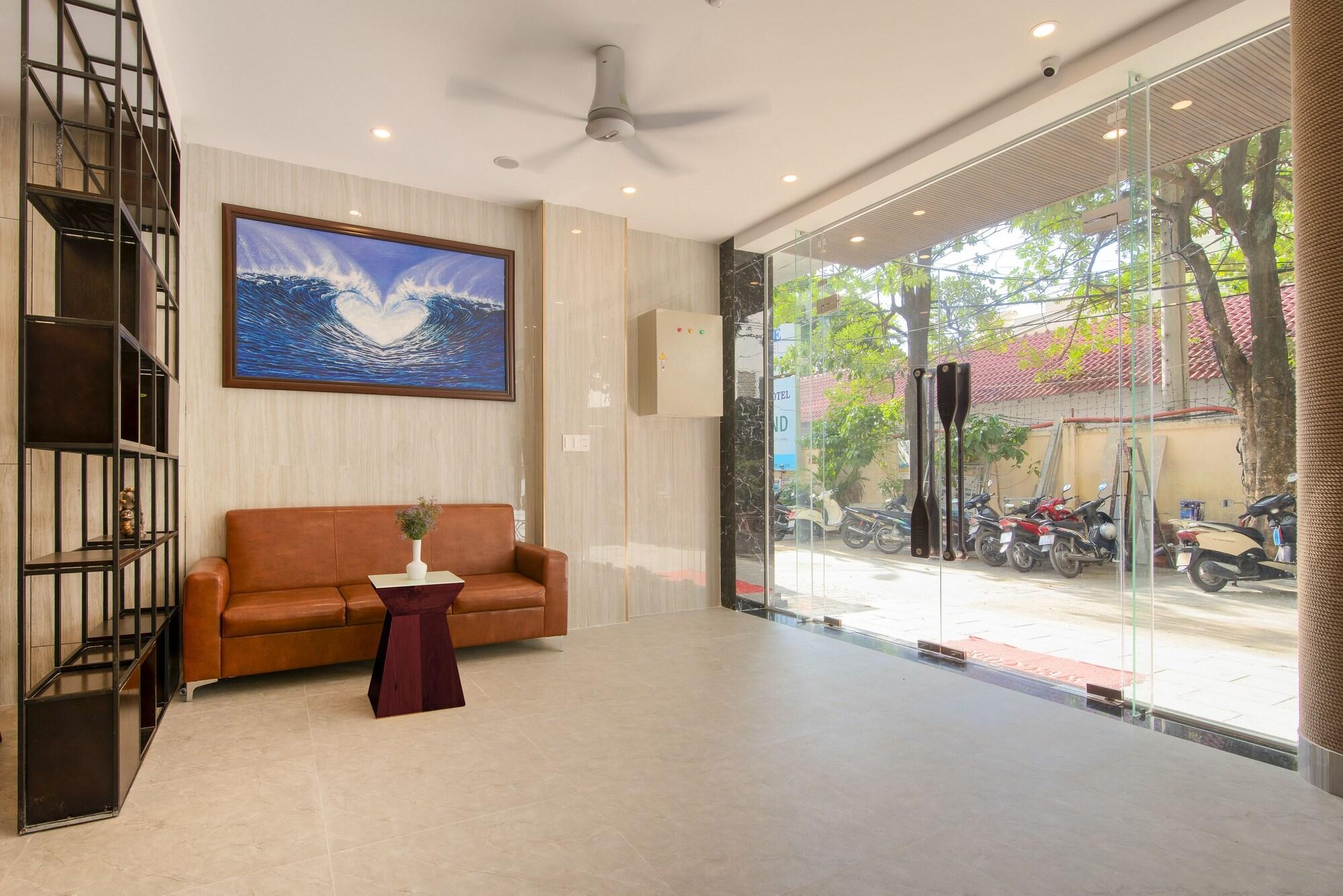 Vista Lobby Golden Lotus Central Hotel