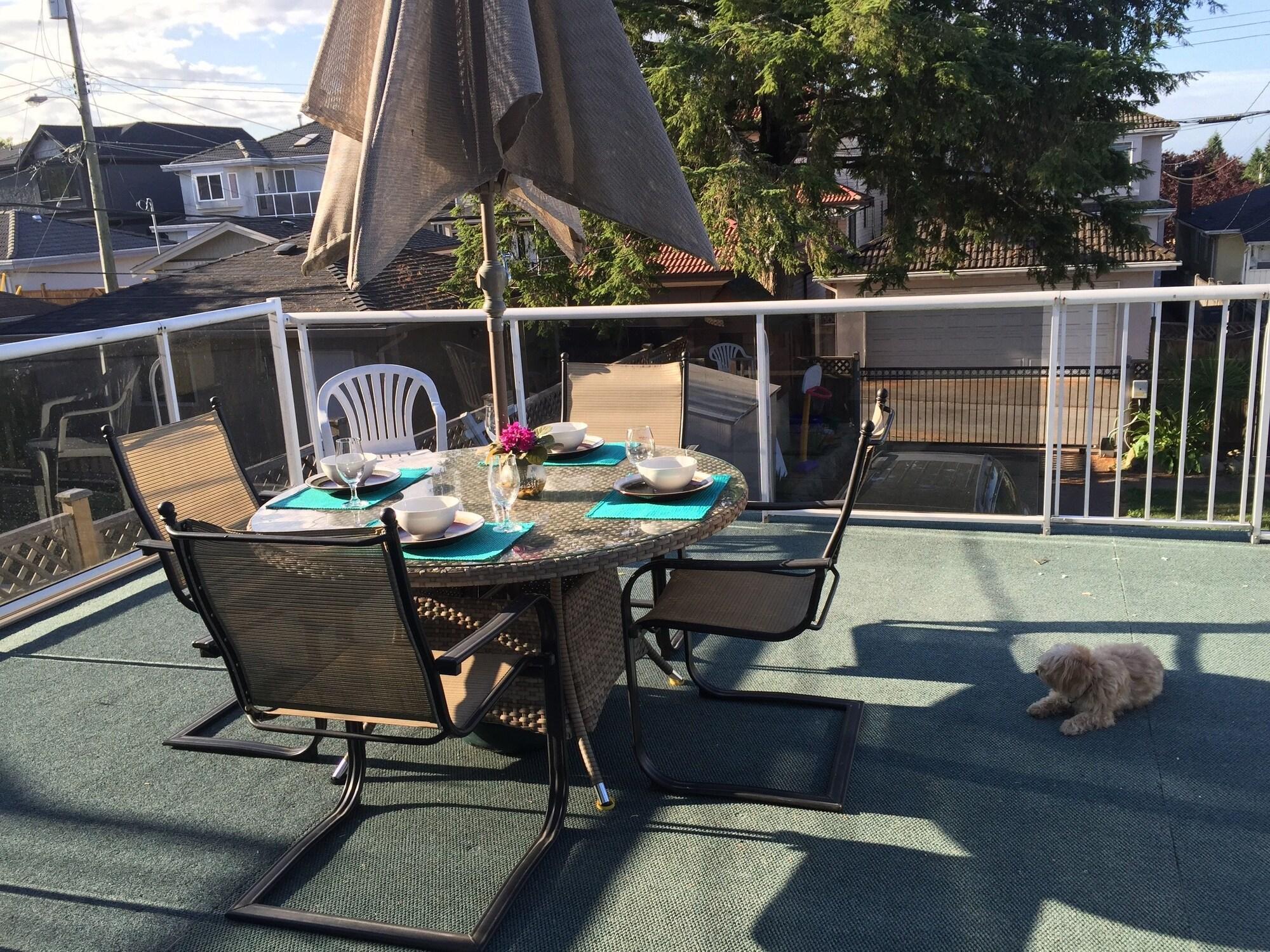 Varios Cozy Bedrooms Guest House