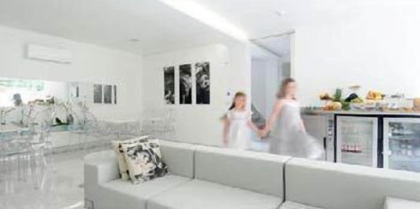 Vista Lobby Maison Bousson Bed & Breakfast