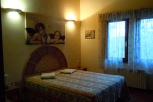 Alquiler Vacacional - House with large veranda, garden and swimming pool