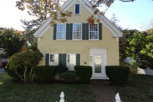 Alquiler Vacacional - Discounted!!!  Historic 5 BR home minutes from water, great for multi-family use