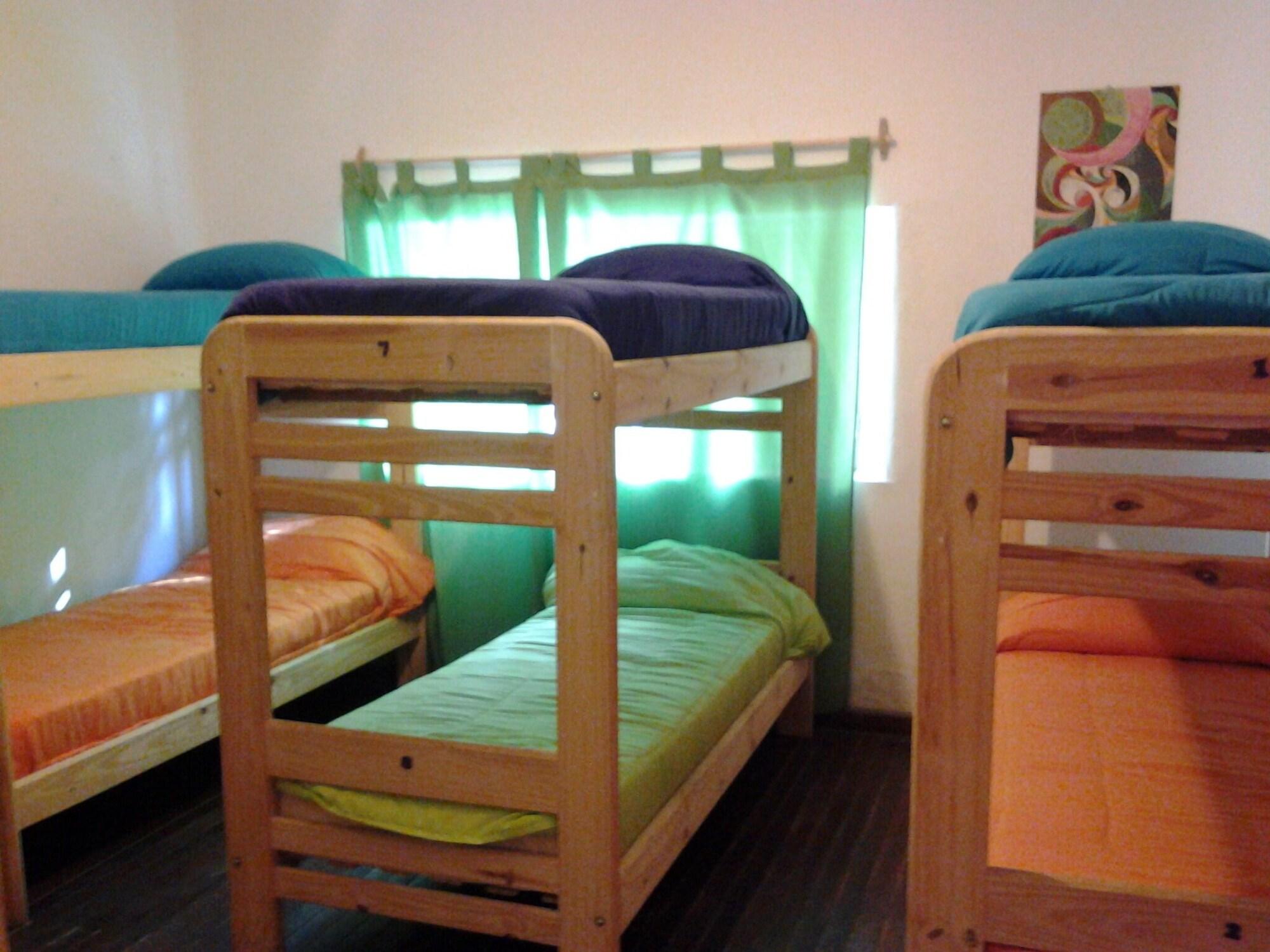 Varios Shanti Hostel
