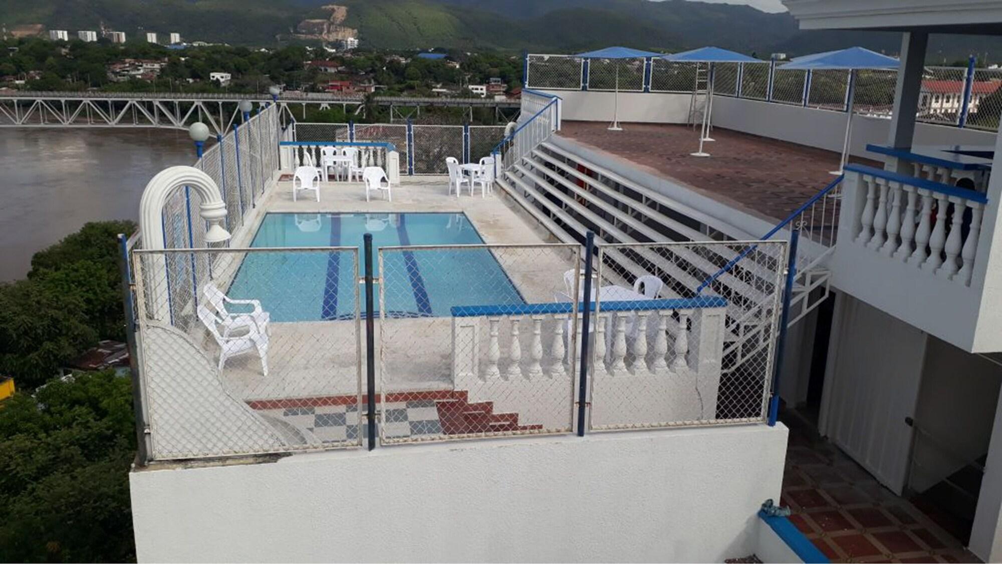 Pool view Hotel Mirador del Magdalena