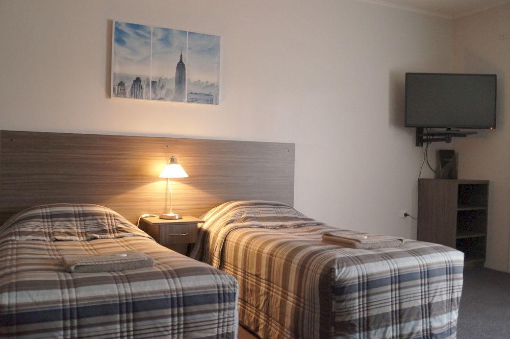 Habitación Motel River Bend