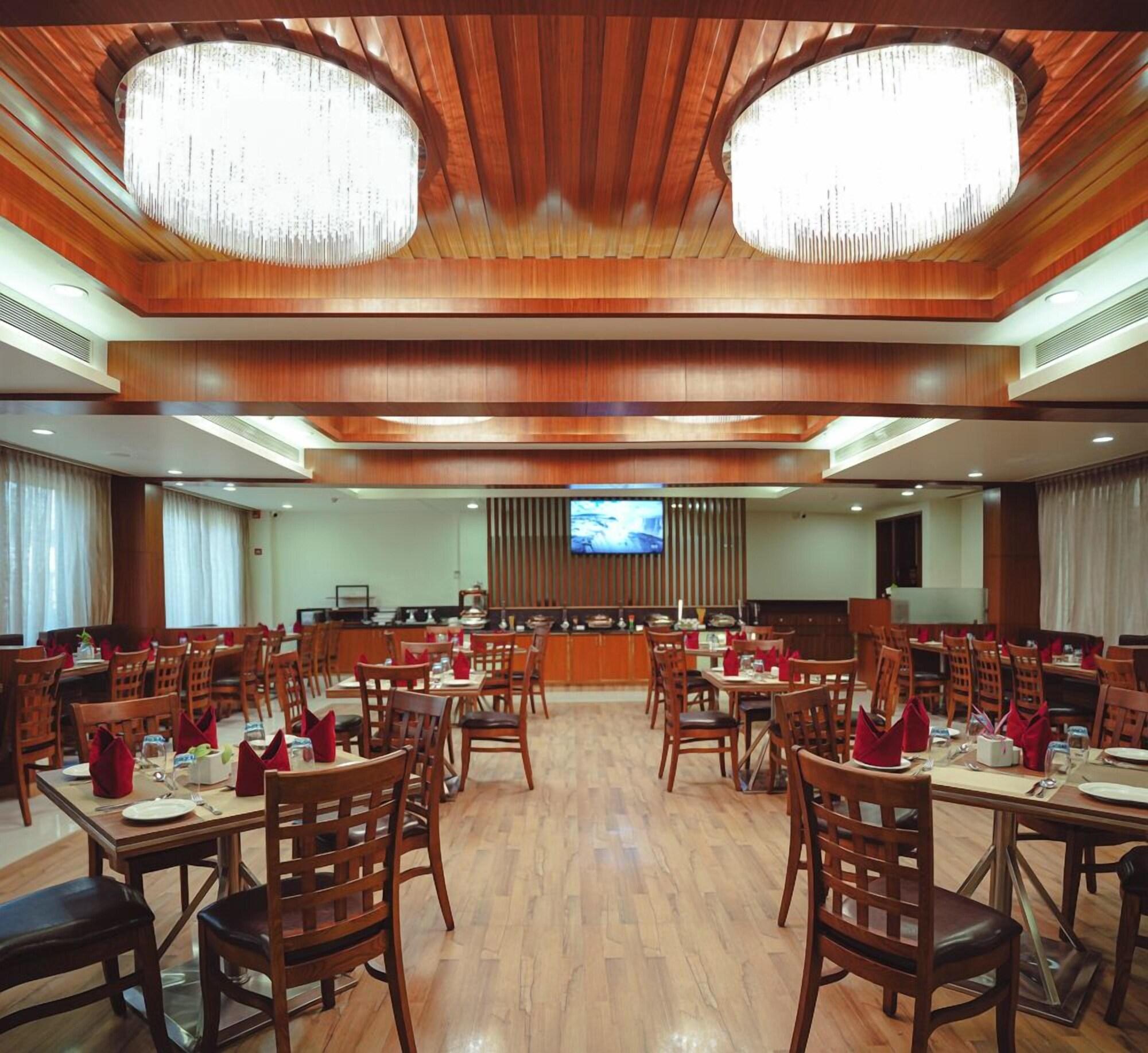 Restaurant Ramee The Srinivas Palace