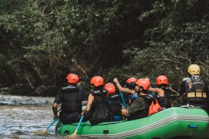 Actividad - Rafting en el río Claro