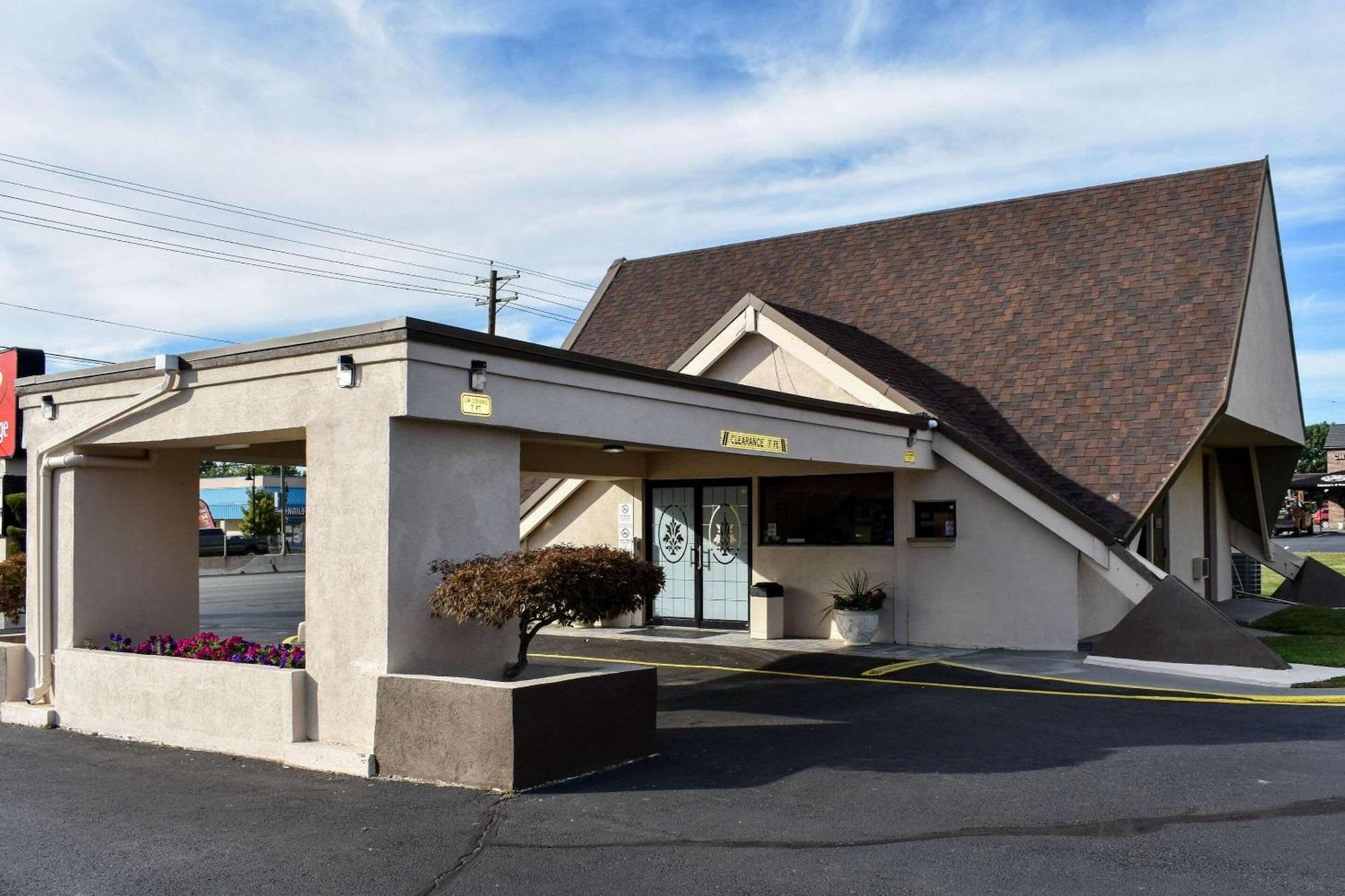 Vista Exterior MHO Hotel Bordentown