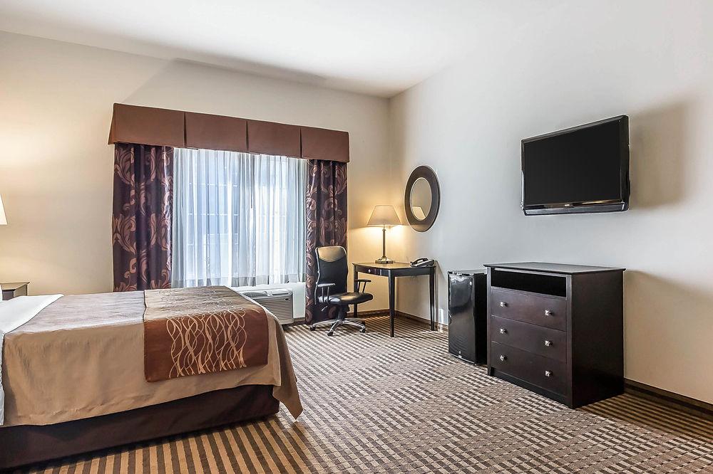 Habitación Comfort Inn & Suites near Bethel College