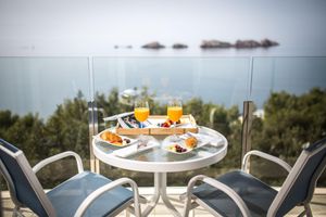 Alojamiento - Hotel Royal Ariston