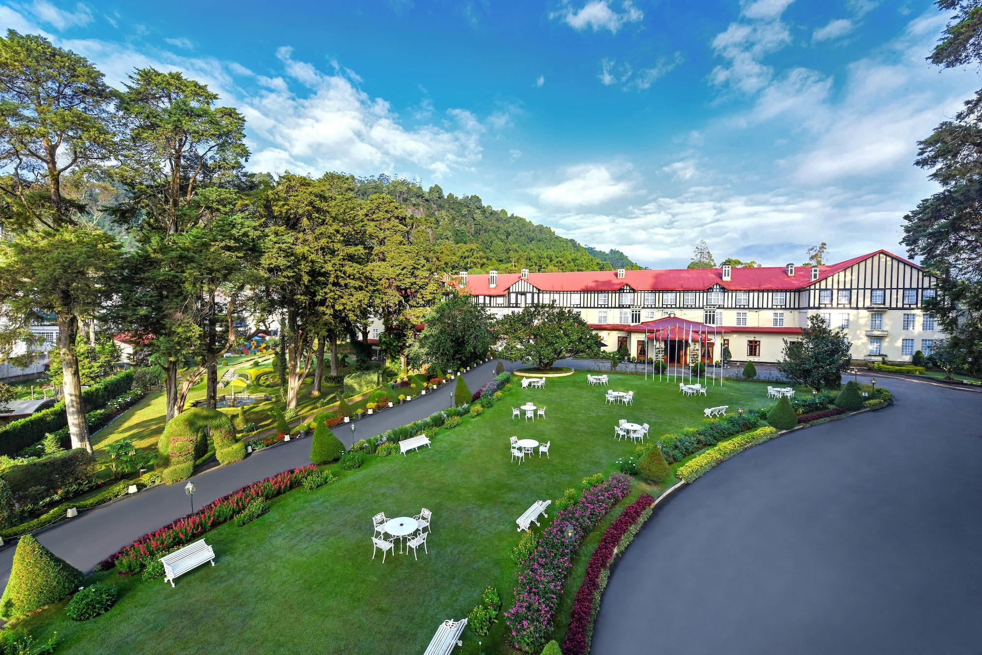 Vista Exterior Grand Hotel