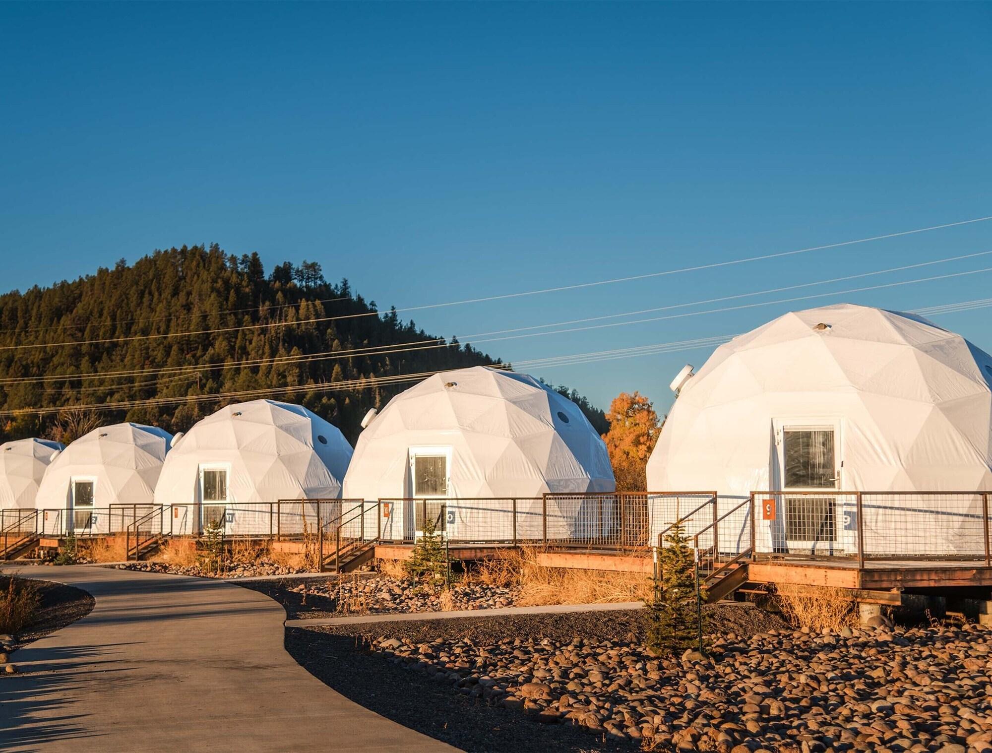 Vista Exterior Pagosa River Domes