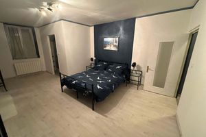 Alquiler Vacacional - In the heart of the town of Gevrey-Chambertin, a great winegrowing name