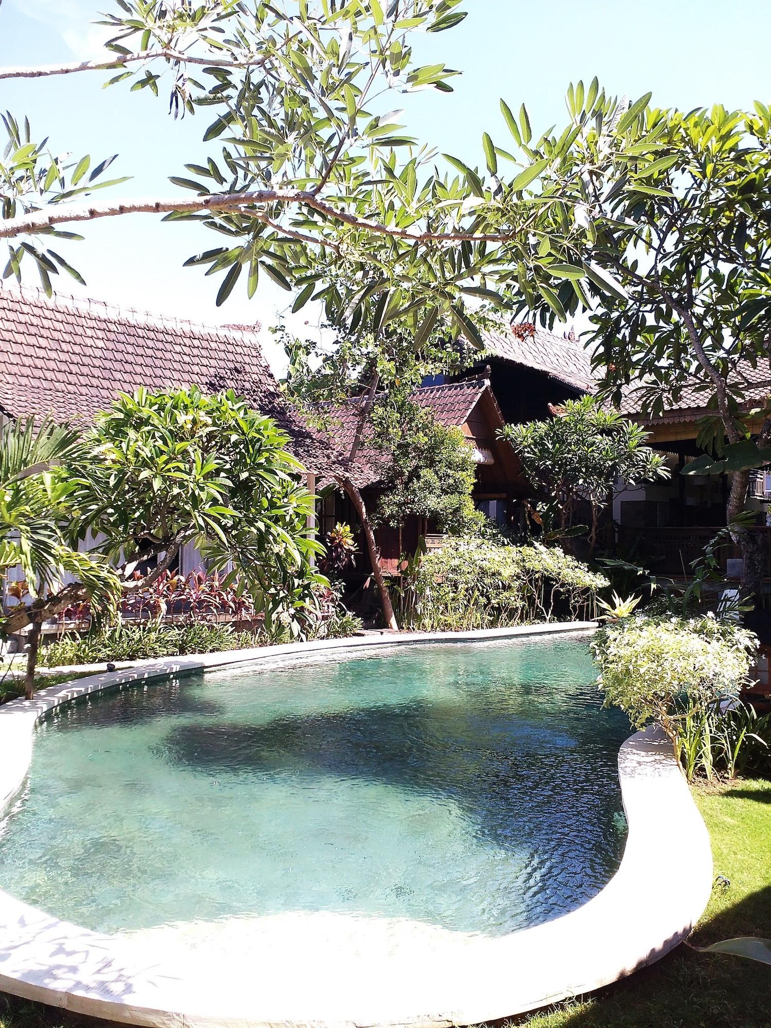 Vista Piscina Kampung Cenik