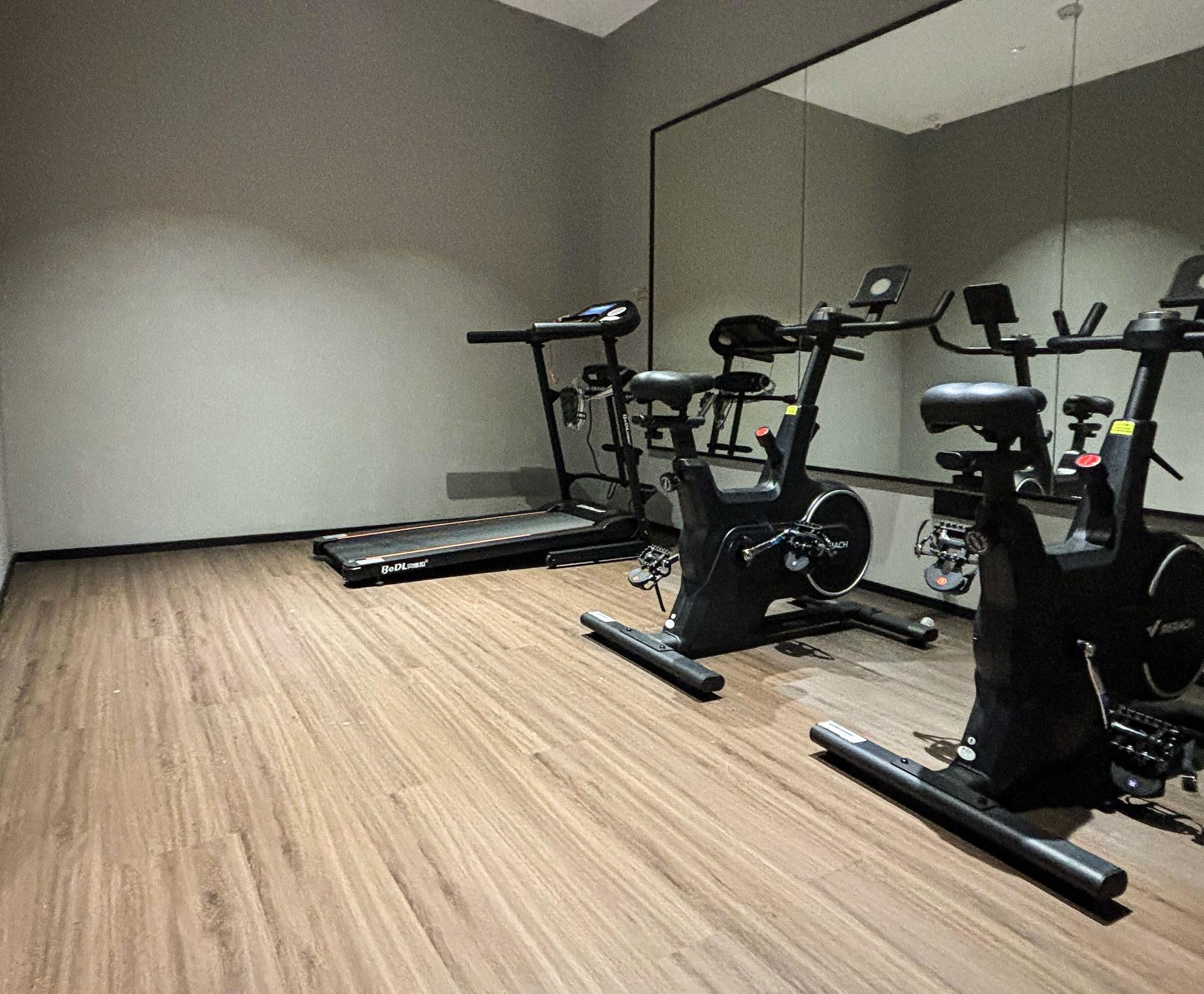 Gimnasio Mcsrh Hotel -Chongqing Shibati
