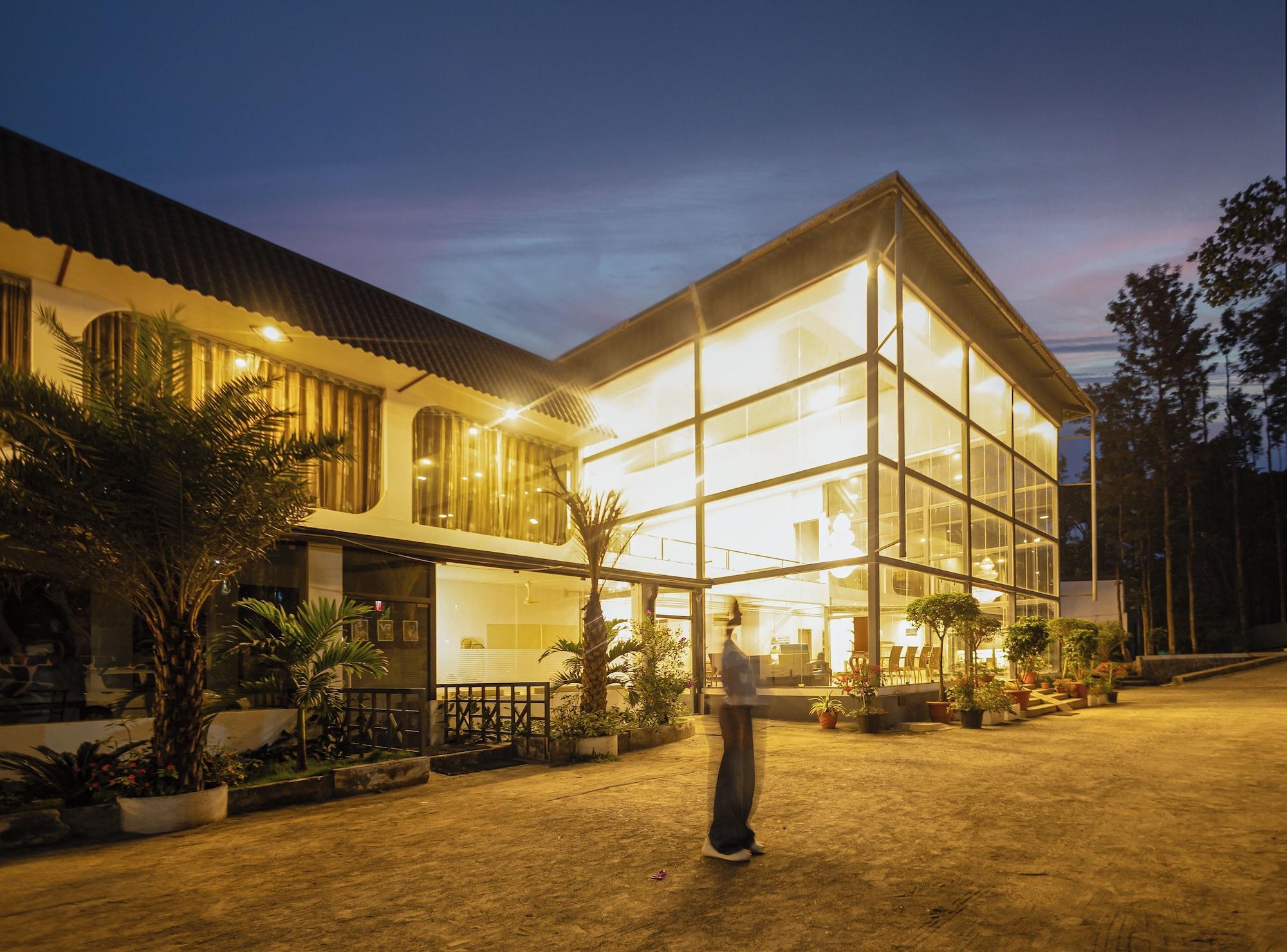 Vista Exterior kolaahalam Mainland Resorts and Spa