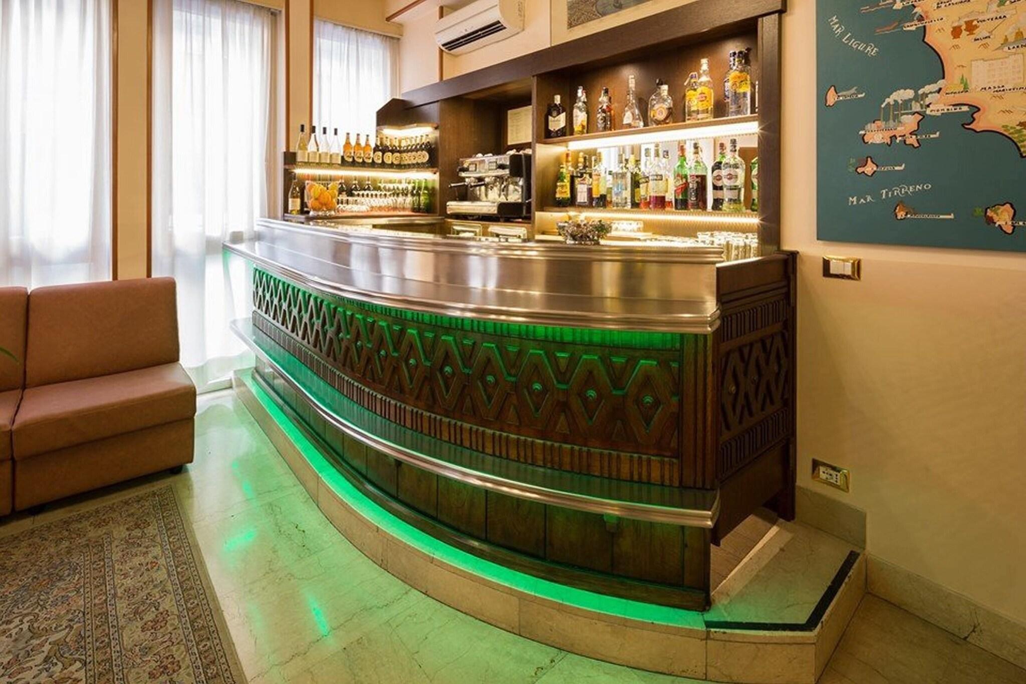 Bar/Salón Hotel Terminus & Plaza