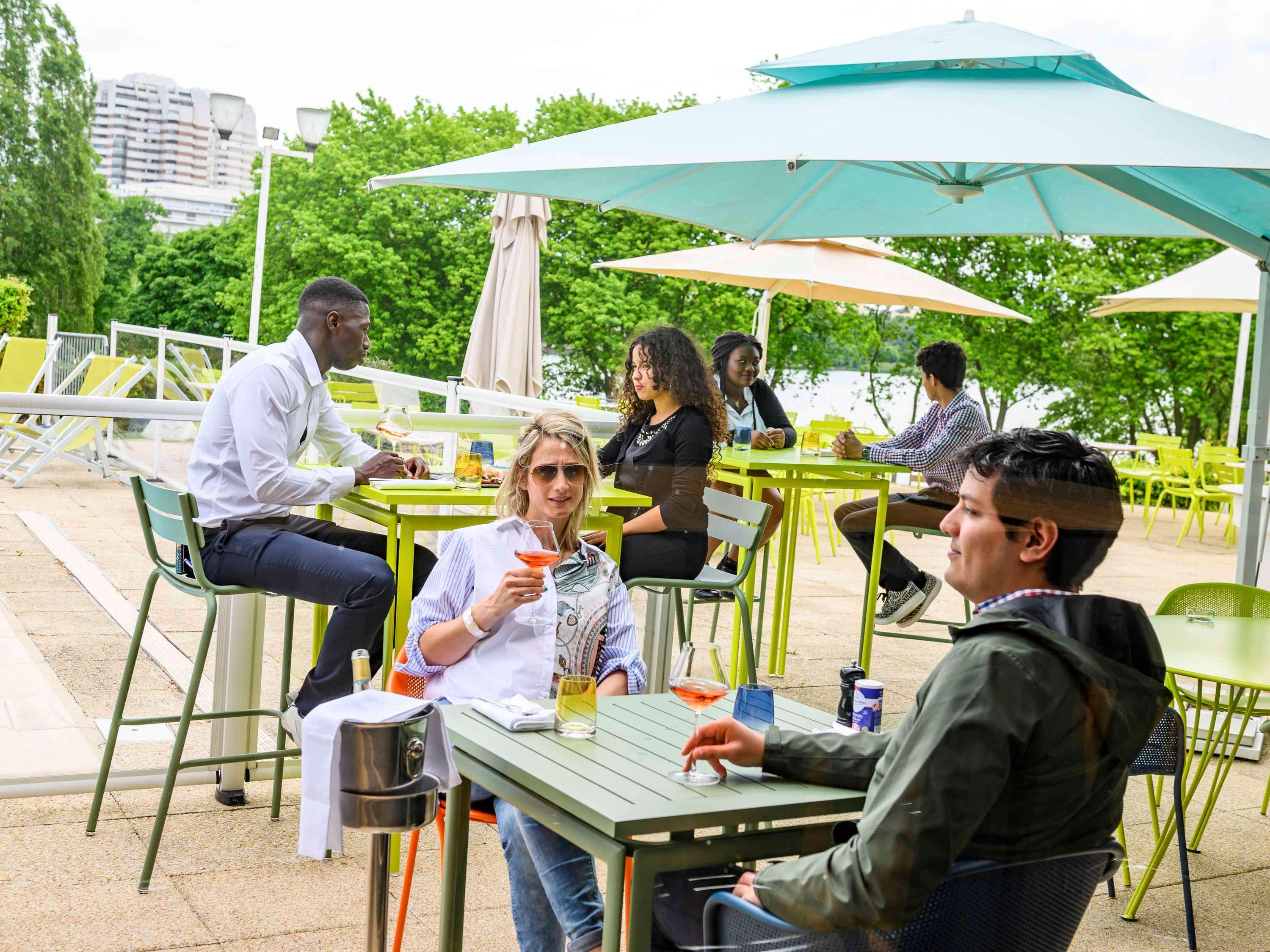 Restaurant Novotel Paris Créteil Le Lac