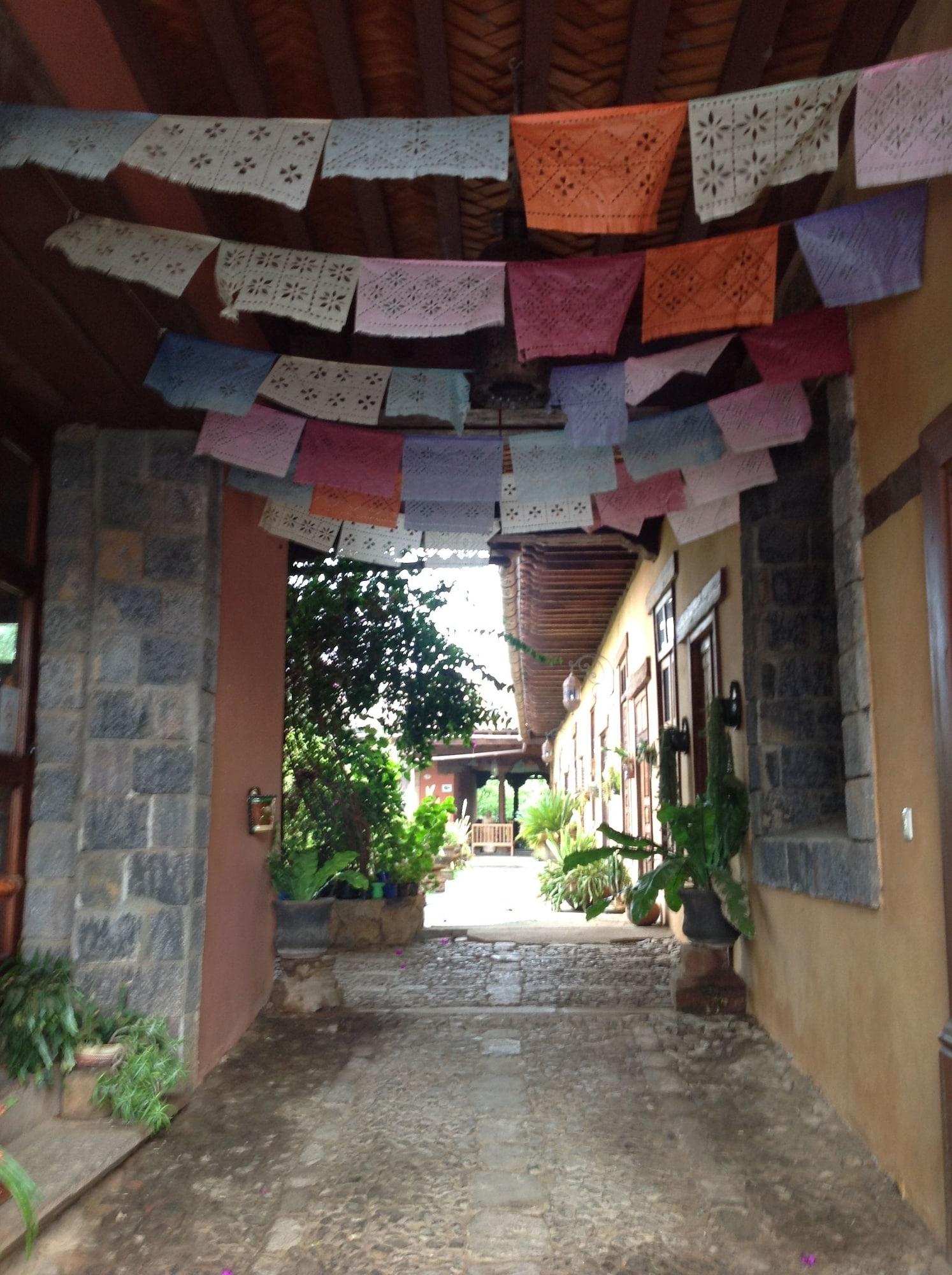 Vista Exterior Meson de San Antonio