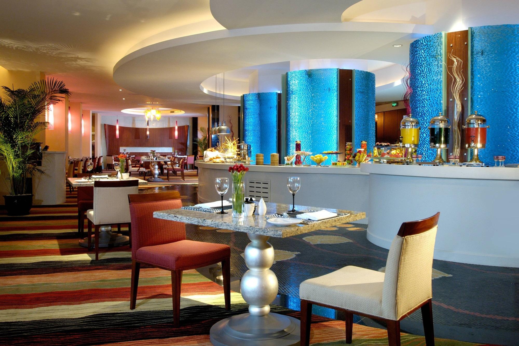 Restaurant Four Points by Sheraton Shanghai, Pudong