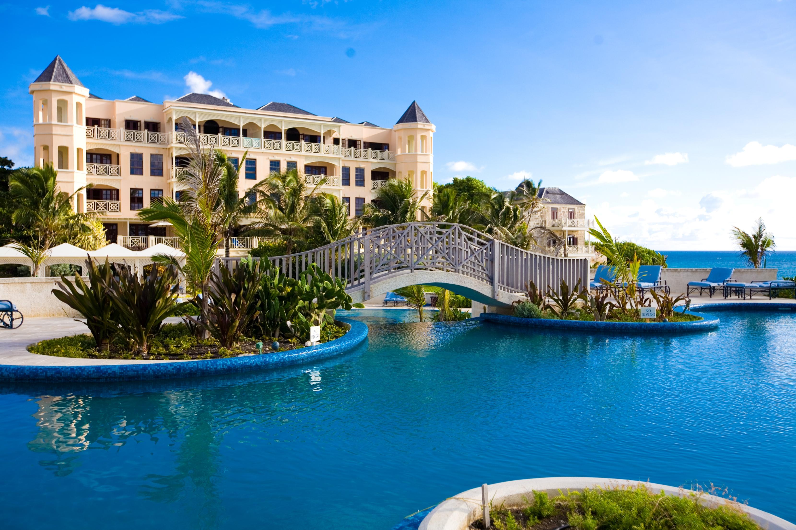 Vista Piscina The Crane Residential Resort