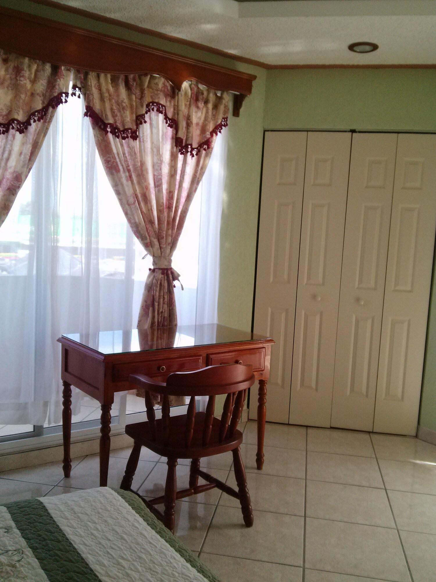 Habitación Hotel Esmeralda