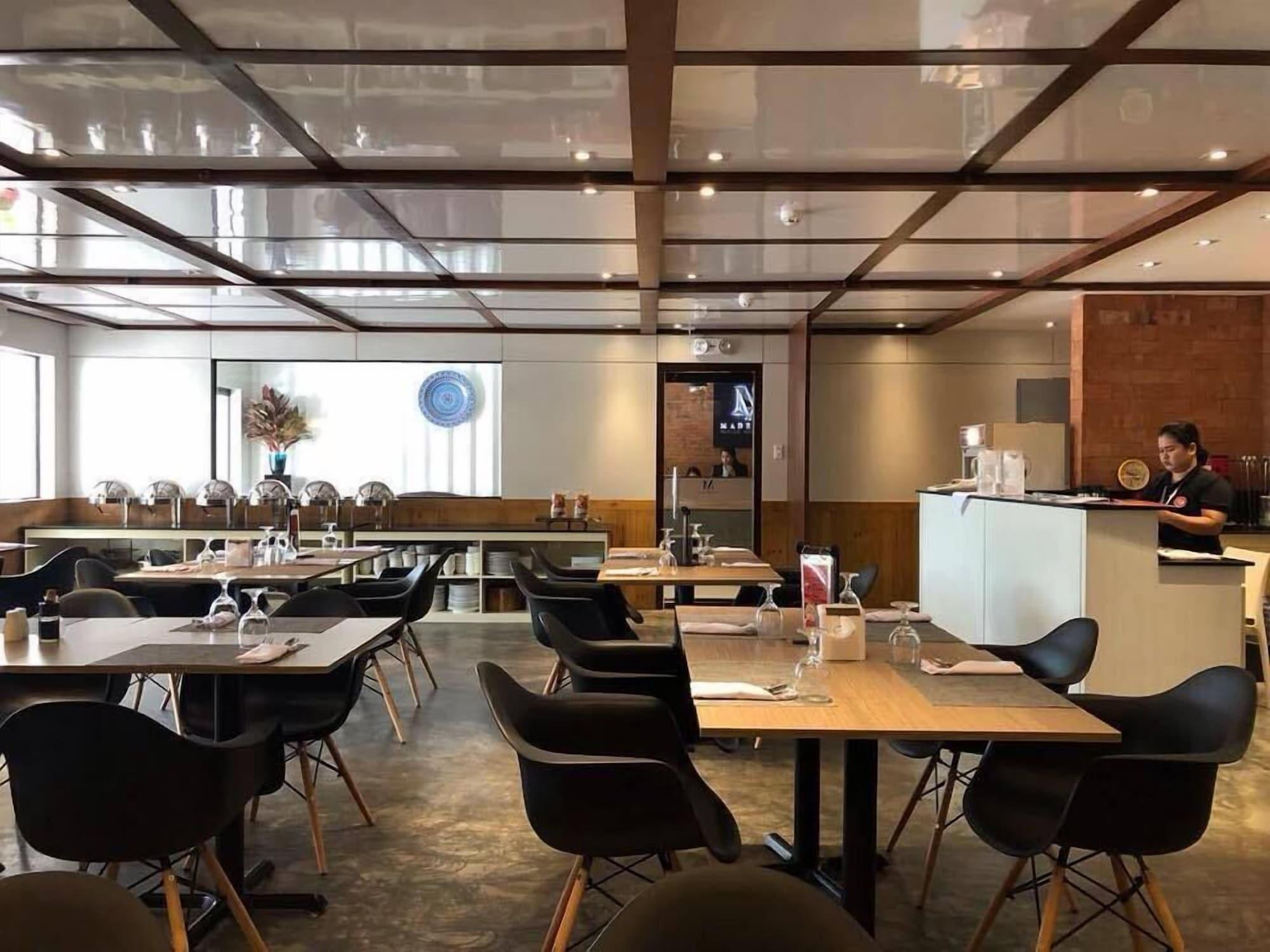 Restaurant The Madeline Boutique Hotel & Suites