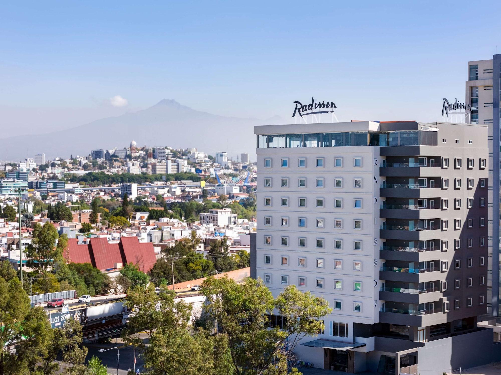 Vista Exterior Radisson Puebla Angelopolis