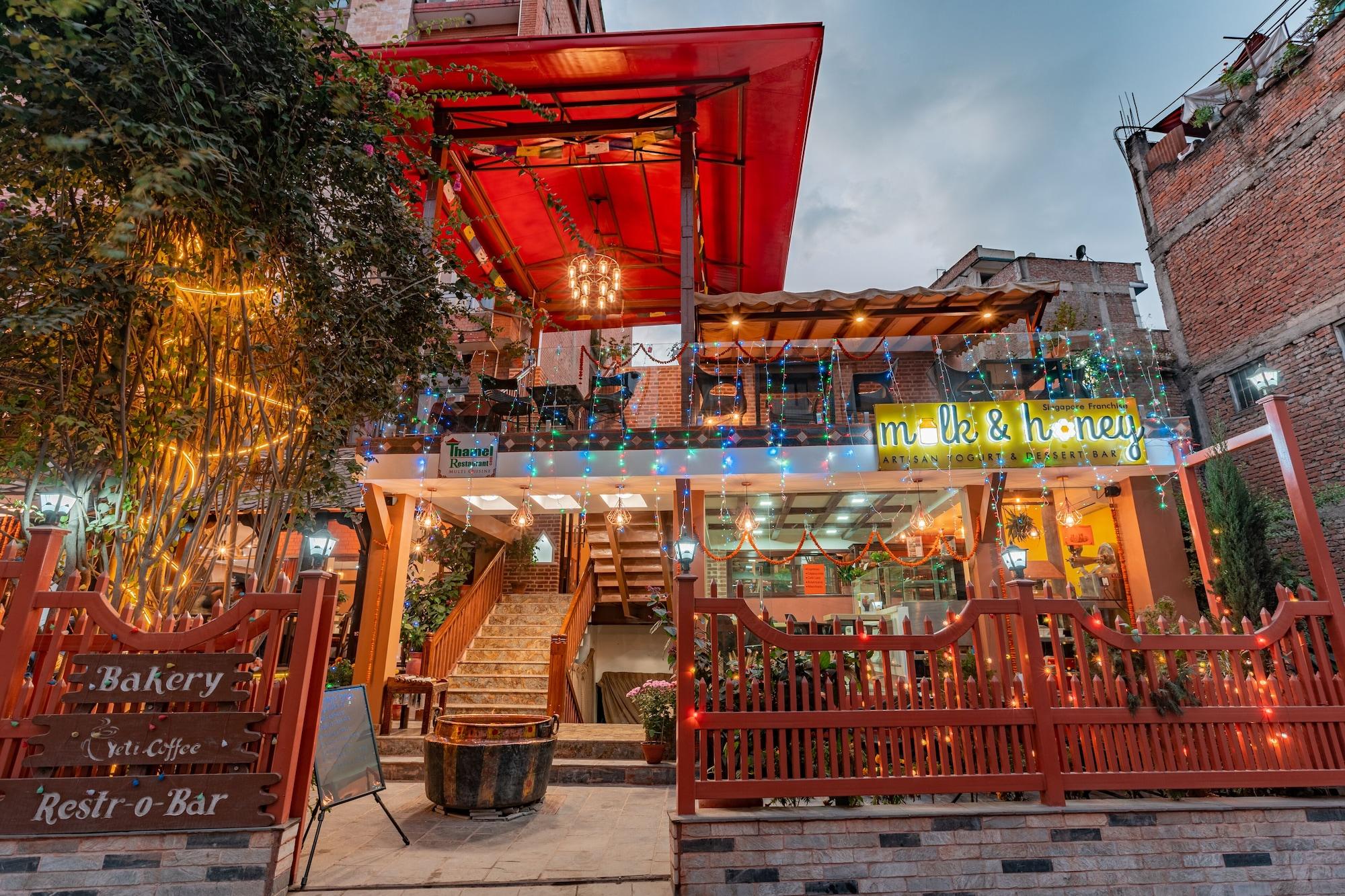 Vista Exterior Hotel Manang