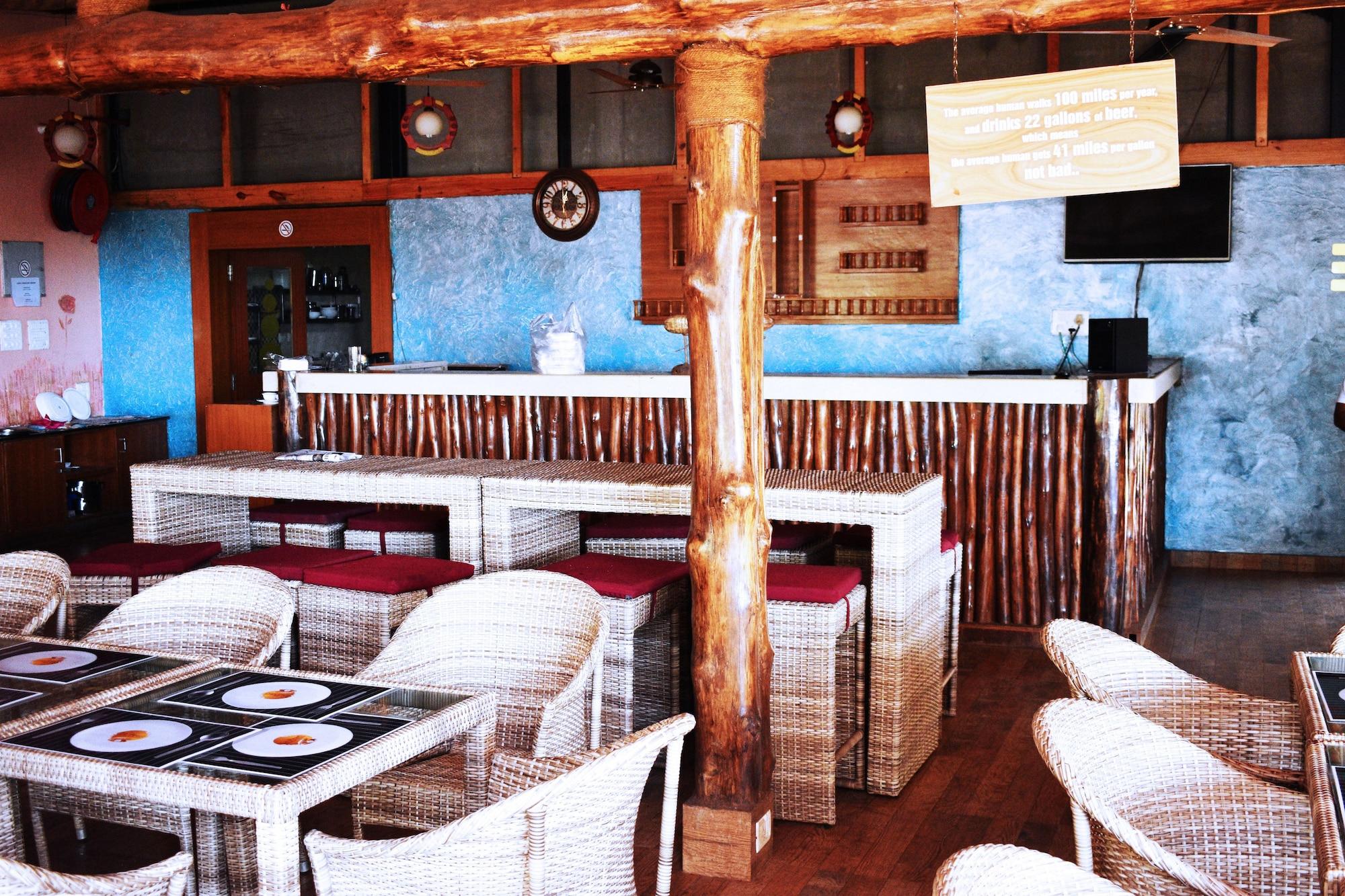 Bar/Salón Verda Le Pearl, Goa