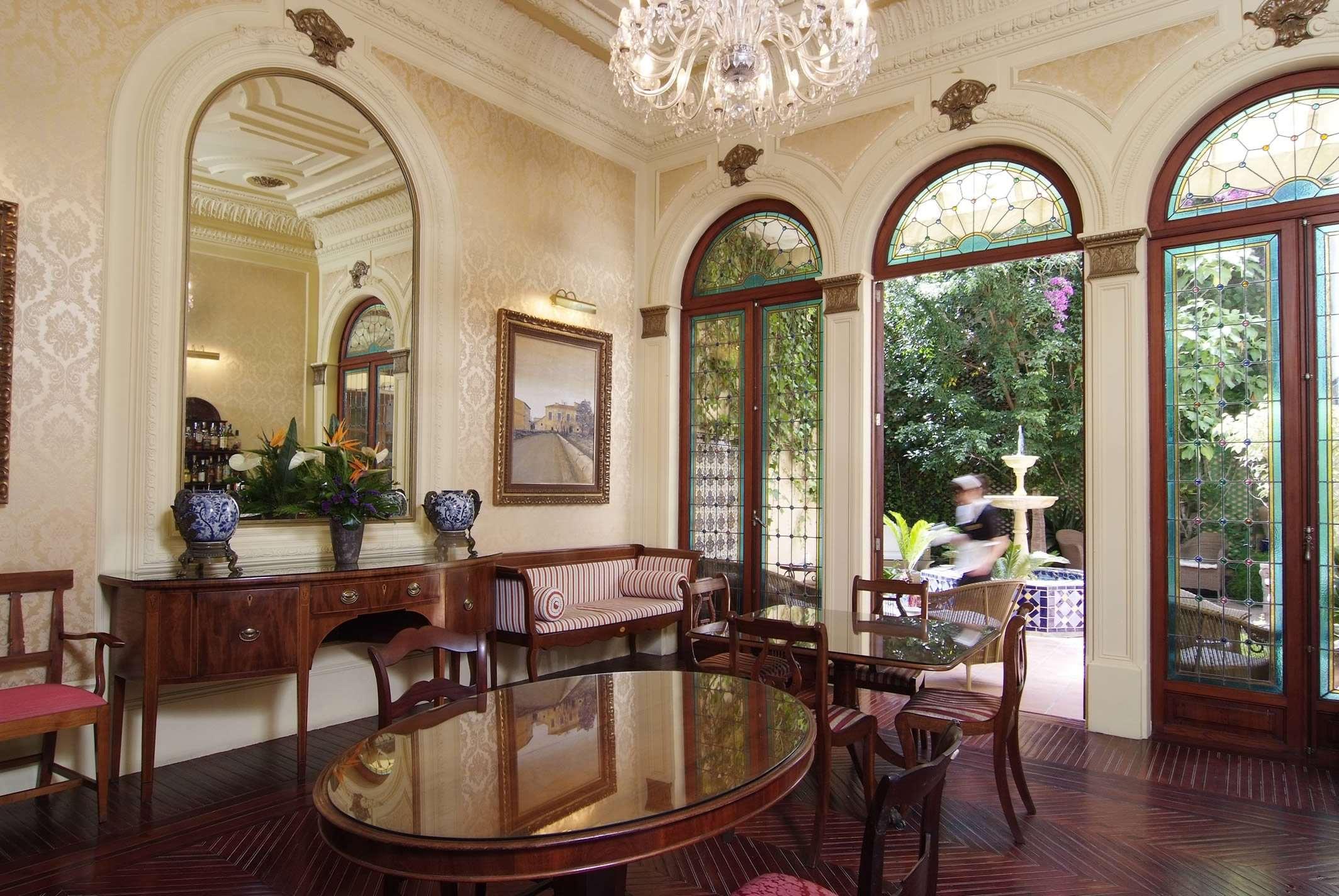 Bar/Salón Palacio ca sa Galesa