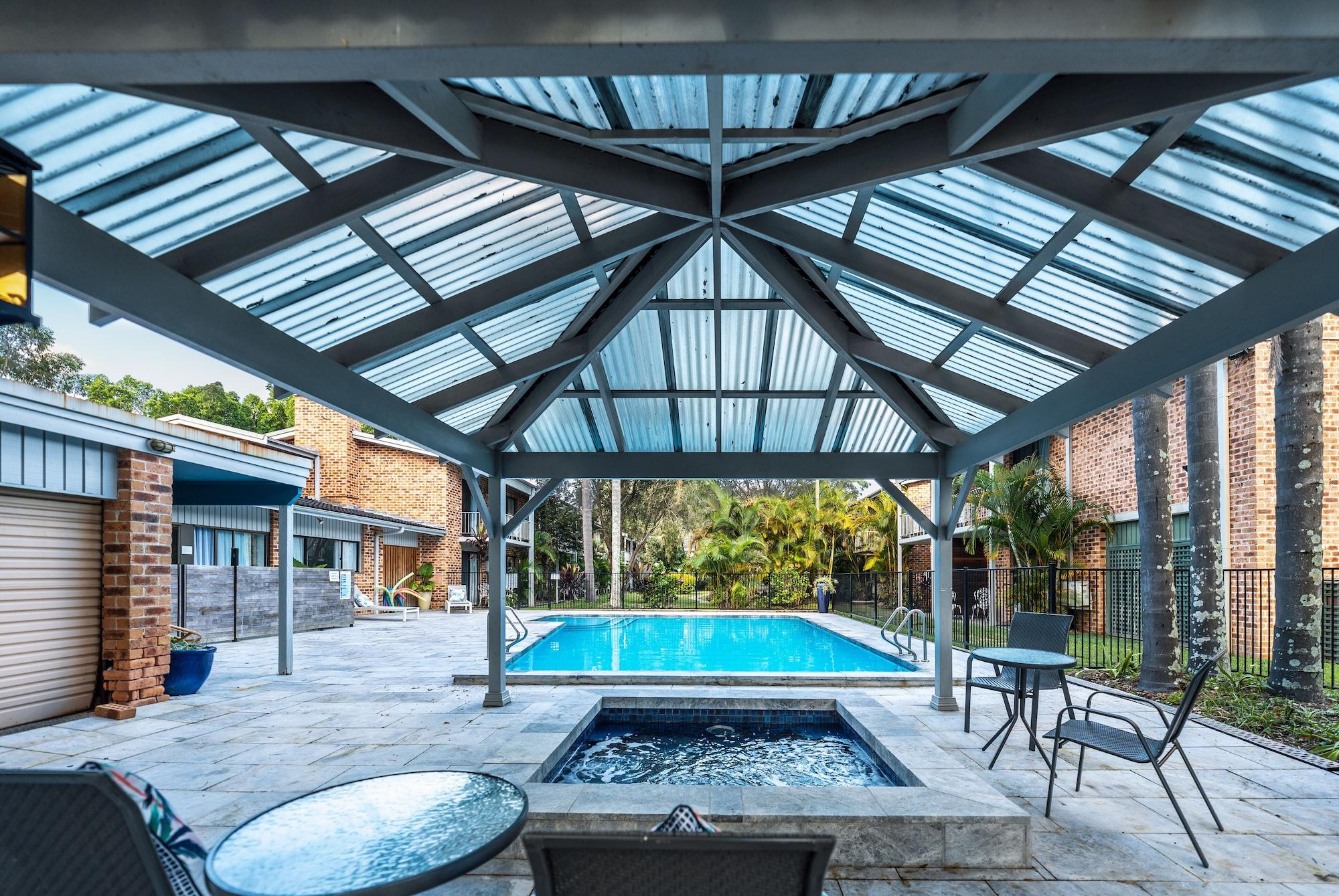 Spa The Select Inn Gosford