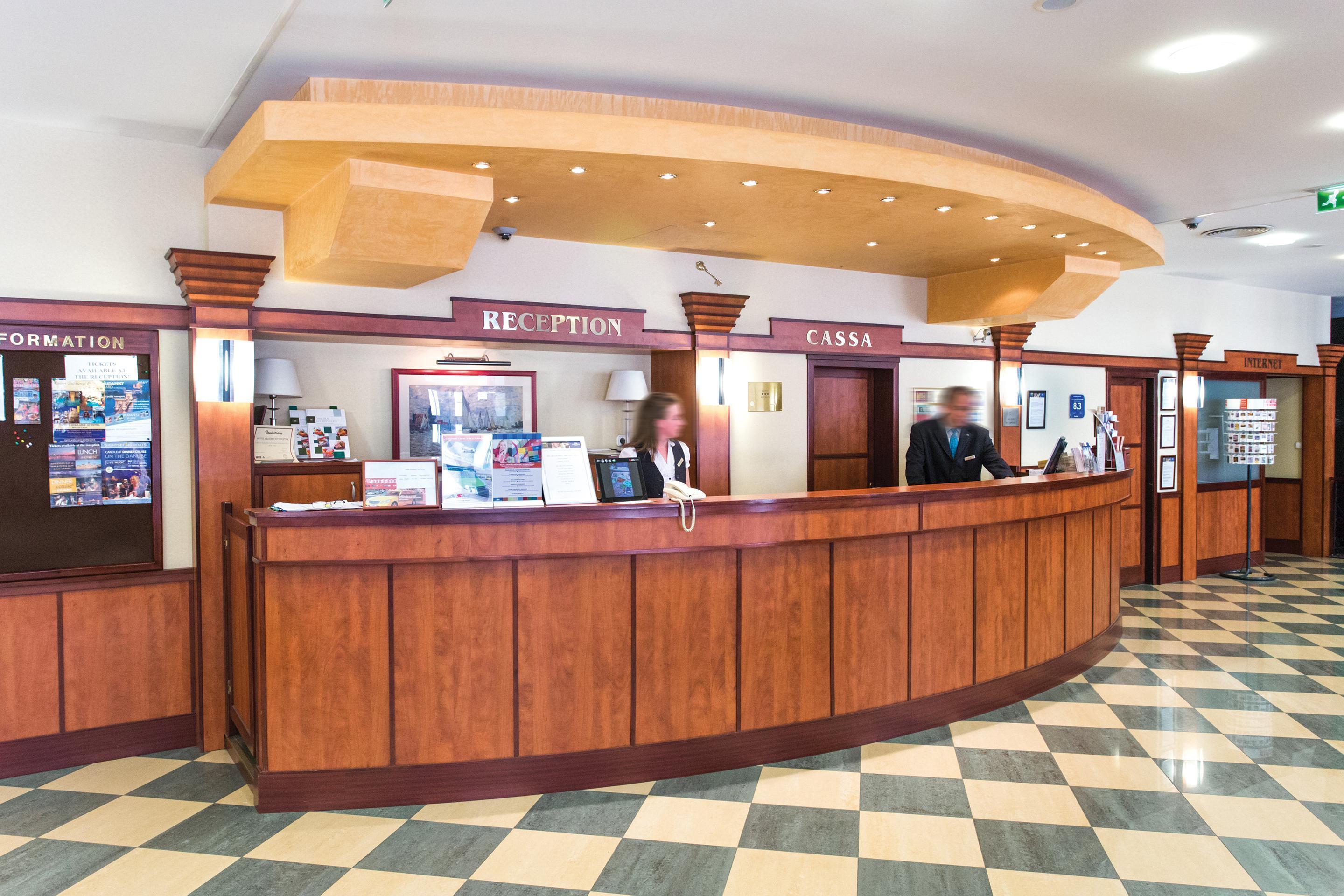 Vista Lobby Danubius Hotel Erzsébet City Center