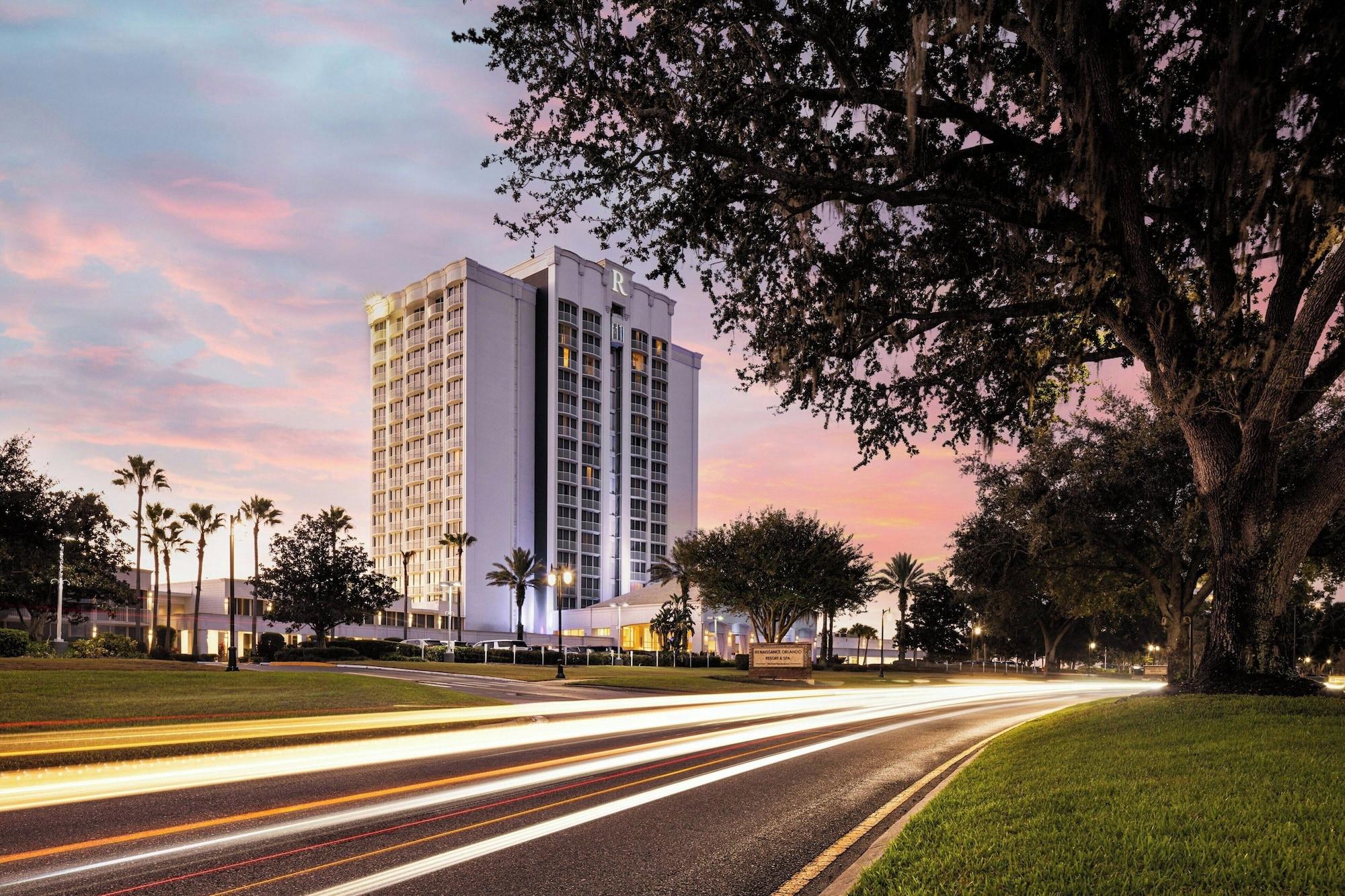 Vista Exterior Renaissance Orlando Resort – Disney Springs Area