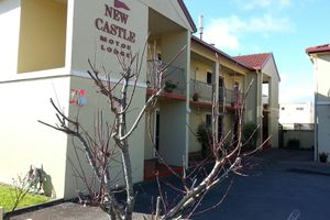 Alojamiento - New Castle Motor Lodge