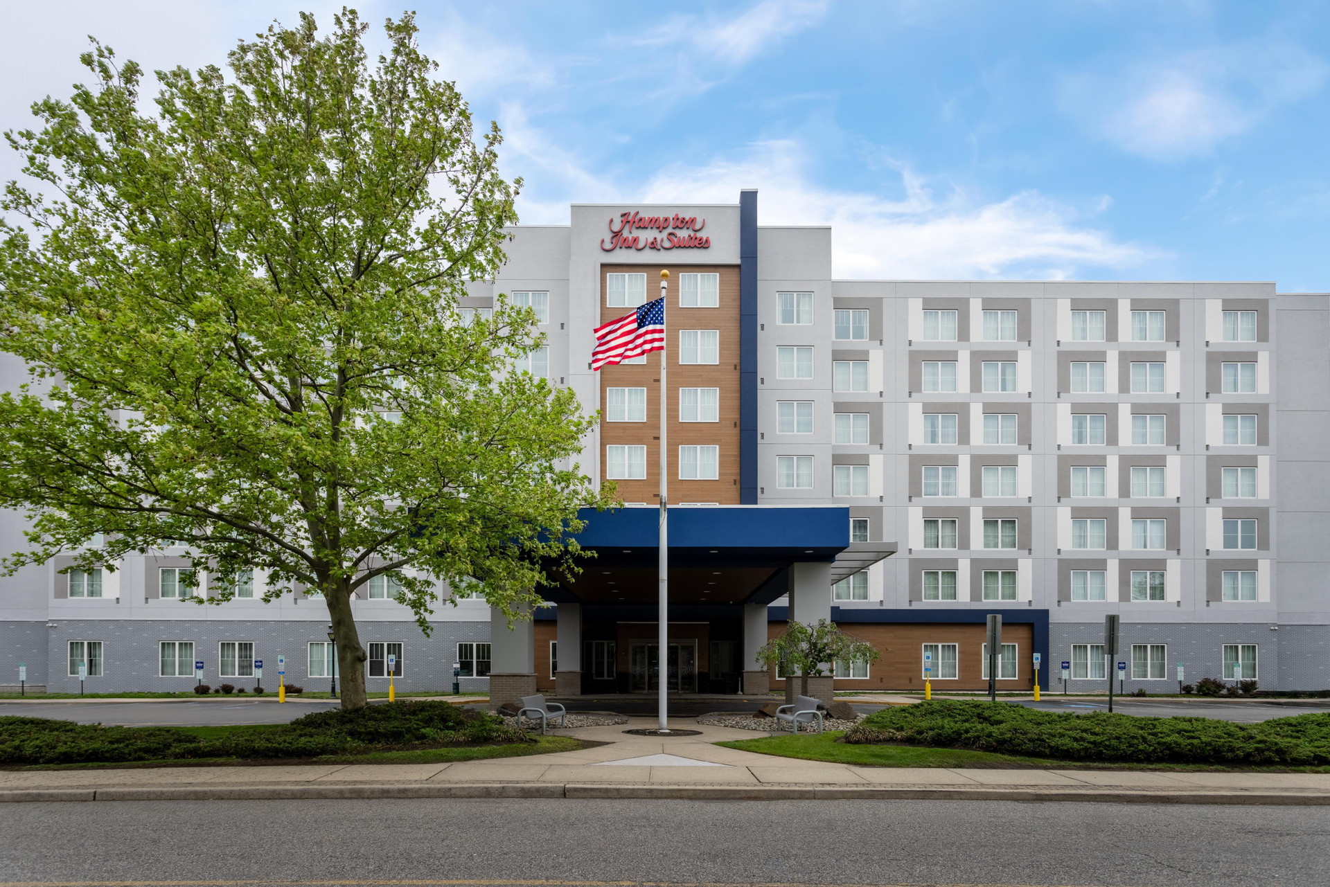 Vista Exterior Hampton Inn & Suites Newark Airport Elizabeth