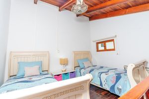 Alquiler Vacacional - Amazing BeachFront, 3BR and 3.5BA, AC, great surfing! Free Parking