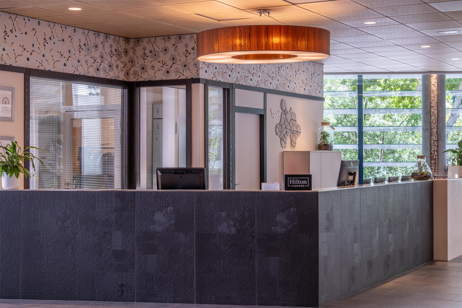 Vista Lobby Spark by Hilton Lyon Ouest