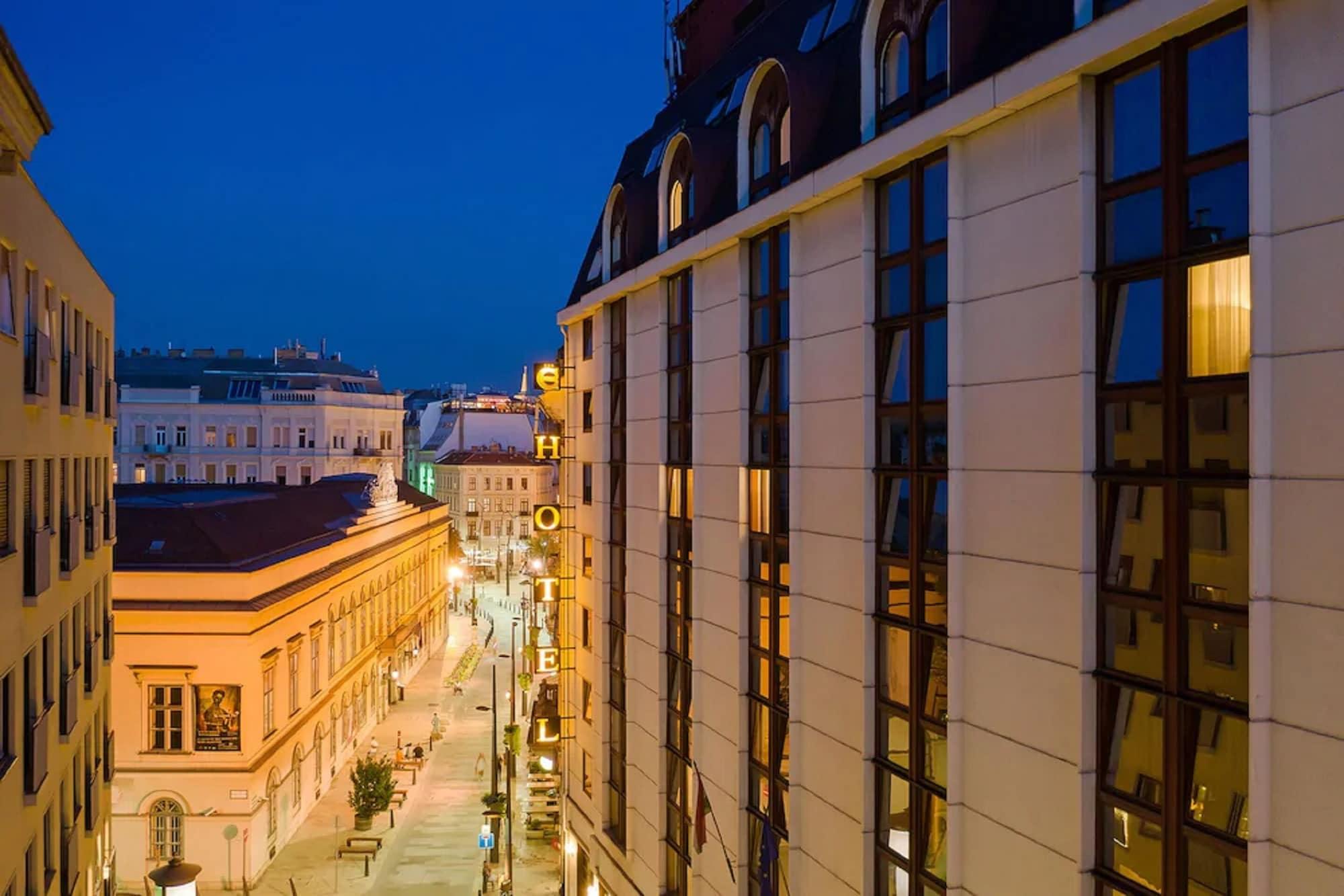 Vista Exterior Danubius Hotel Erzsébet City Center